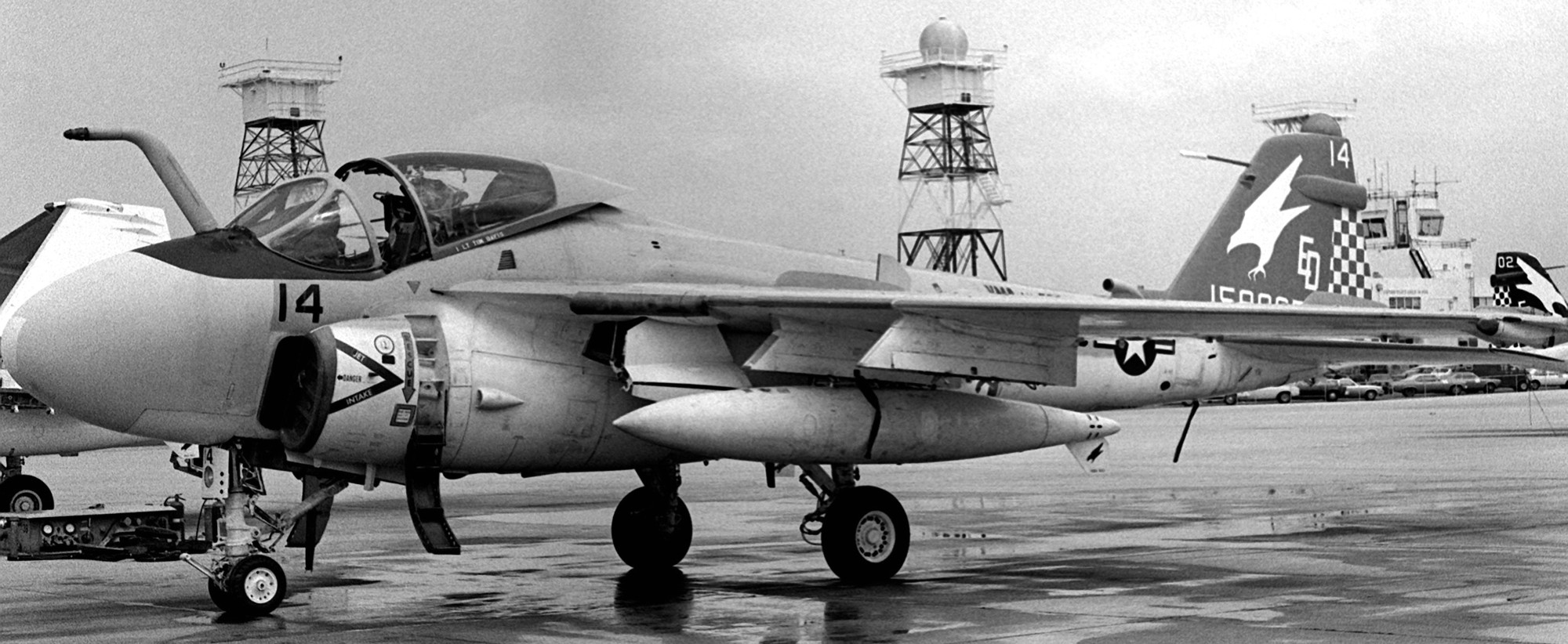 vma(aw)-533 hawks marine attack squadron all weather usmc a-6e intruder 04 mcas cherry point