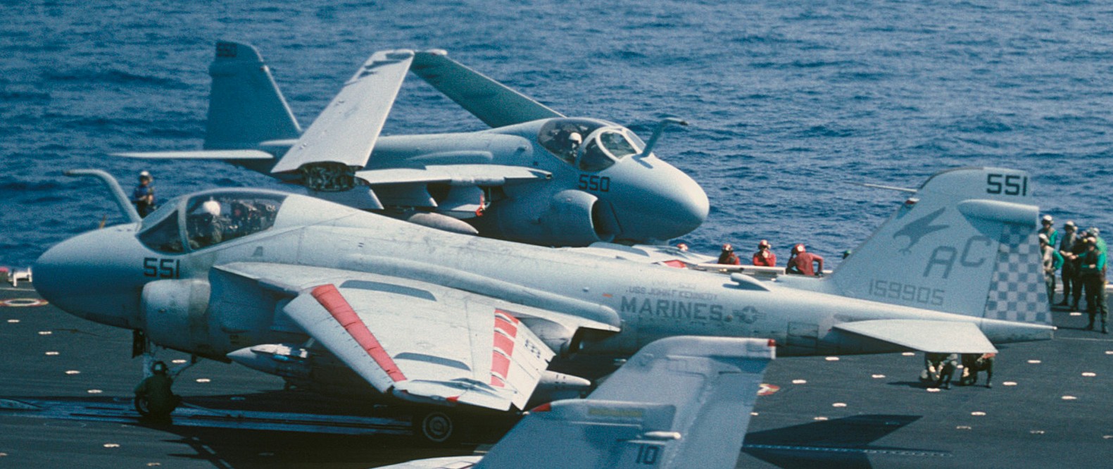 vma(aw)-533 hawks marine attack squadron all weather usmc a-6e intruder 09 uss john f. kennedy cv-67