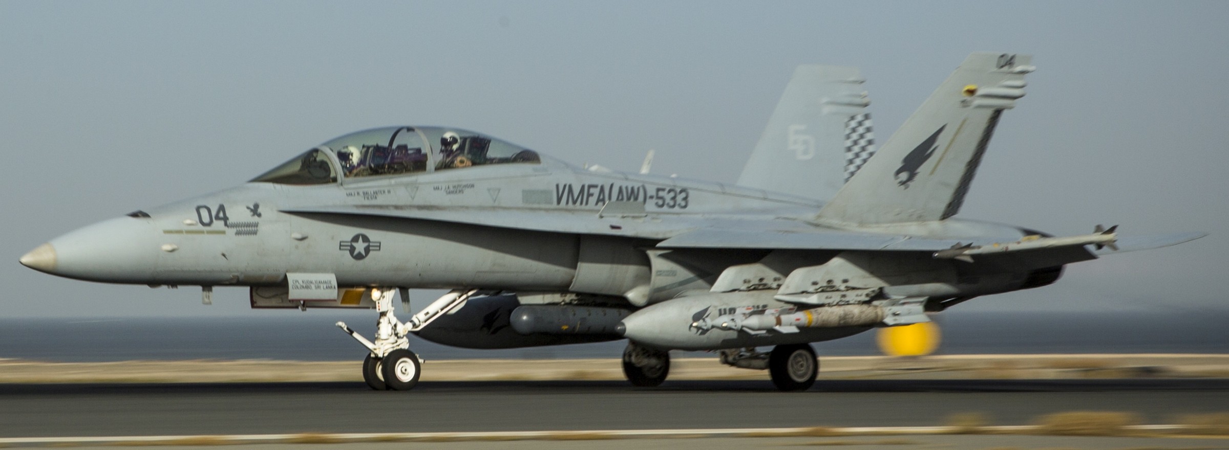 vmfa(aw)-533 hawks marine fighter attack squadron usmc f/a-18d hornet 32