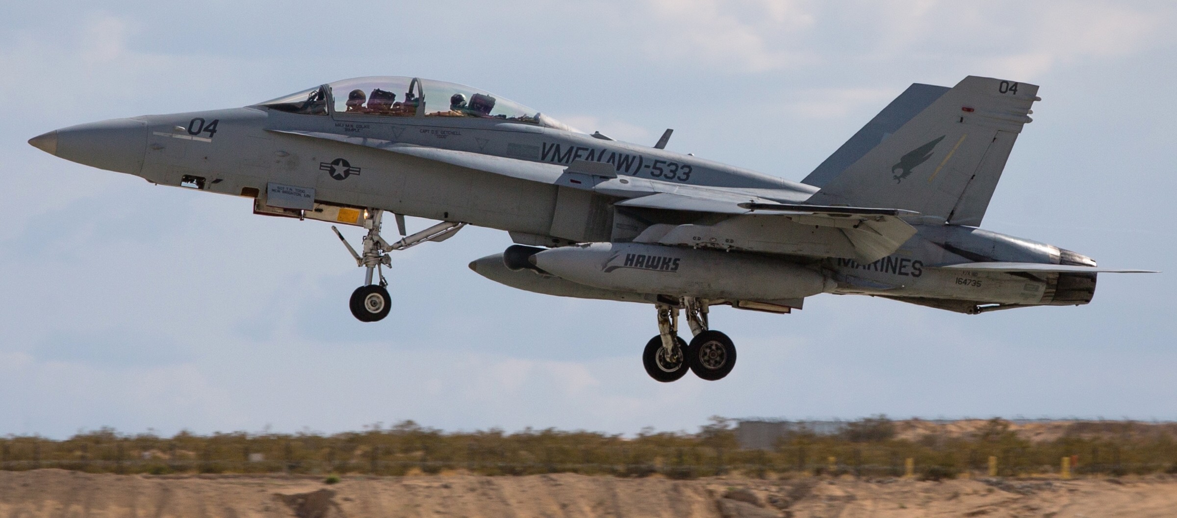 vmfa(aw)-533 hawks marine fighter attack squadron usmc f/a-18d hornet 62 mcagcc 29 palms california