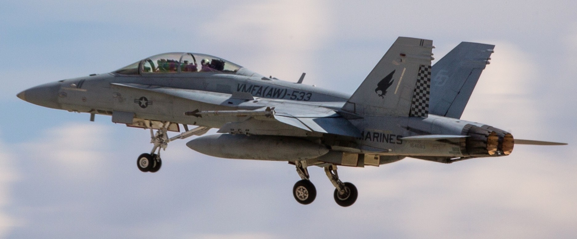 vmfa(aw)-533 hawks marine fighter attack squadron usmc f/a-18d hornet 63