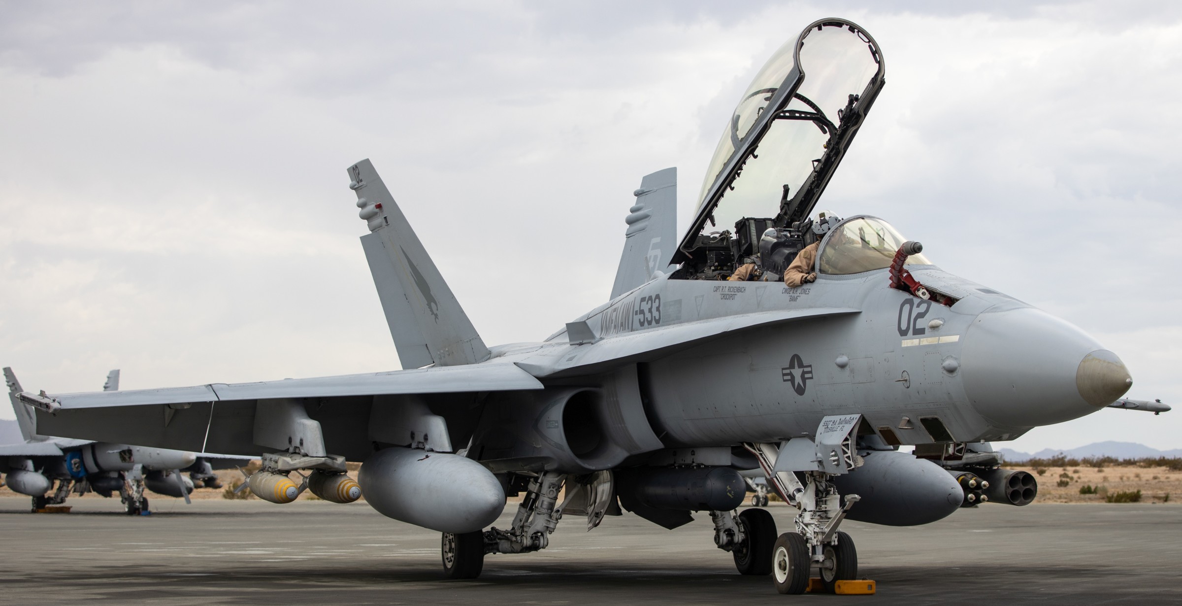 vmfa(aw)-533 hawks marine fighter attack squadron usmc f/a-18d hornet 74