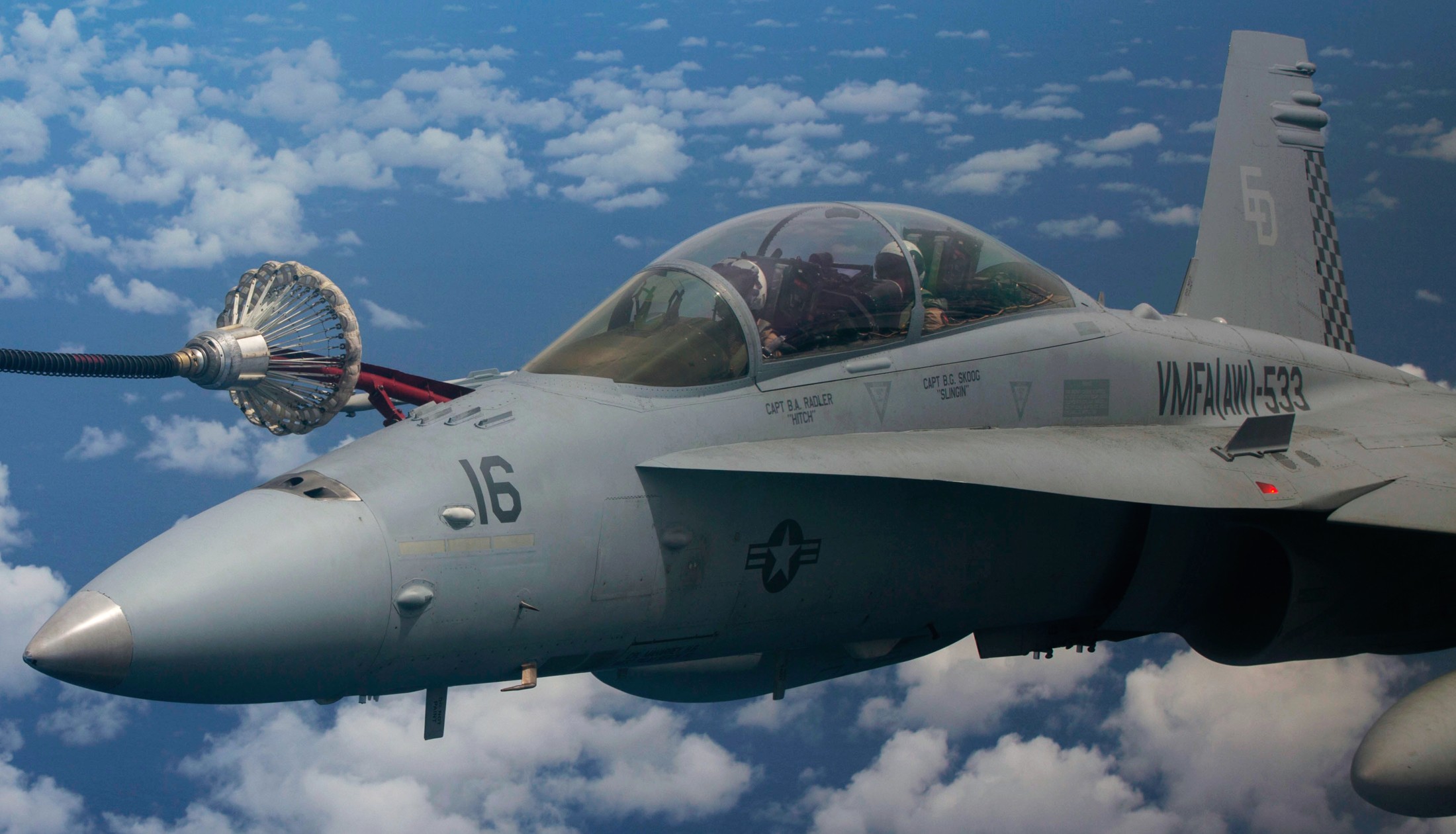 vmfa(aw)-533 hawks marine fighter attack squadron usmc f/a-18d hornet 95 exercise valiant shield