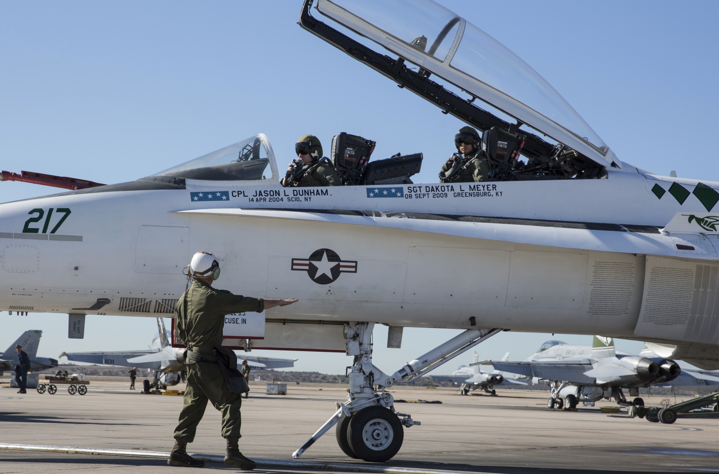 vmfat-101 sharpshooters marine fighter attack training squadron f/a-18b hornet 53