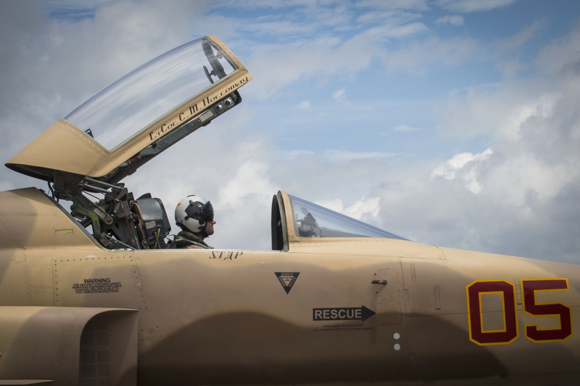 vmft-401 snipers marine fighter training squadron usmc f-5n tiger ii adversary mcas beaufort 18