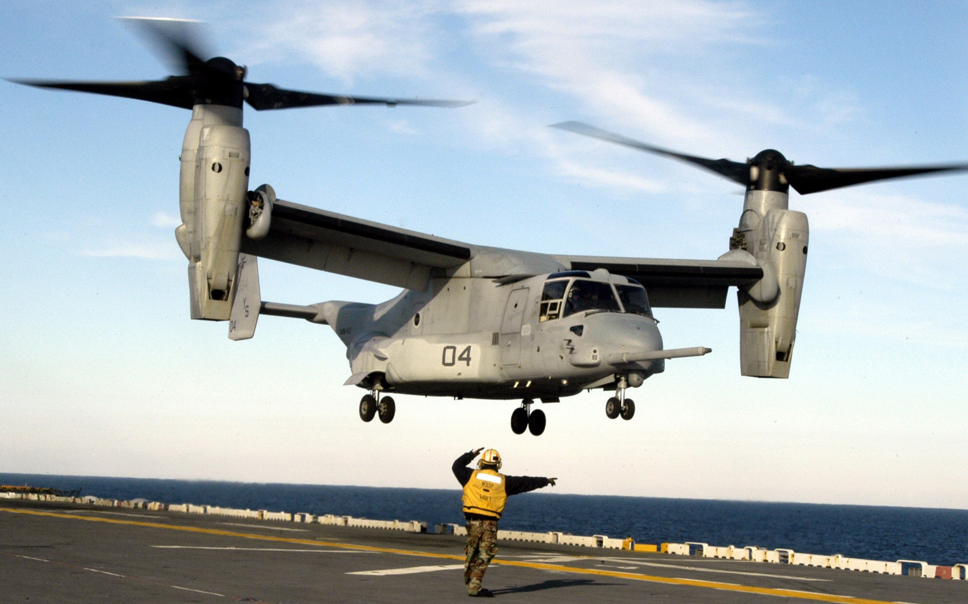 marine medium tiltrotor squadron vmm-162 golden eagles mv-22b osprey uss wasp lhd-1 2006 03