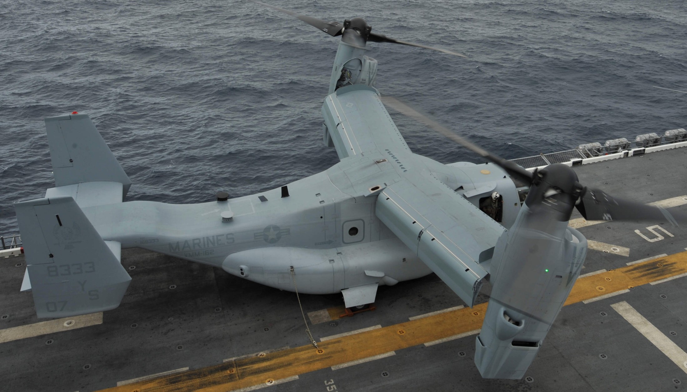 vmm-162 golden eagles mv-22b osprey uss bataan lhd-5 2014 26