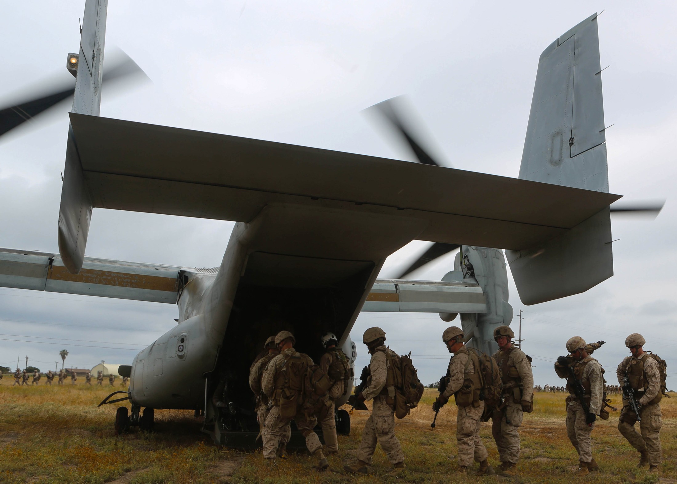 vmm-163 evil eyes mv-22b osprey camp pendleton 2016 24