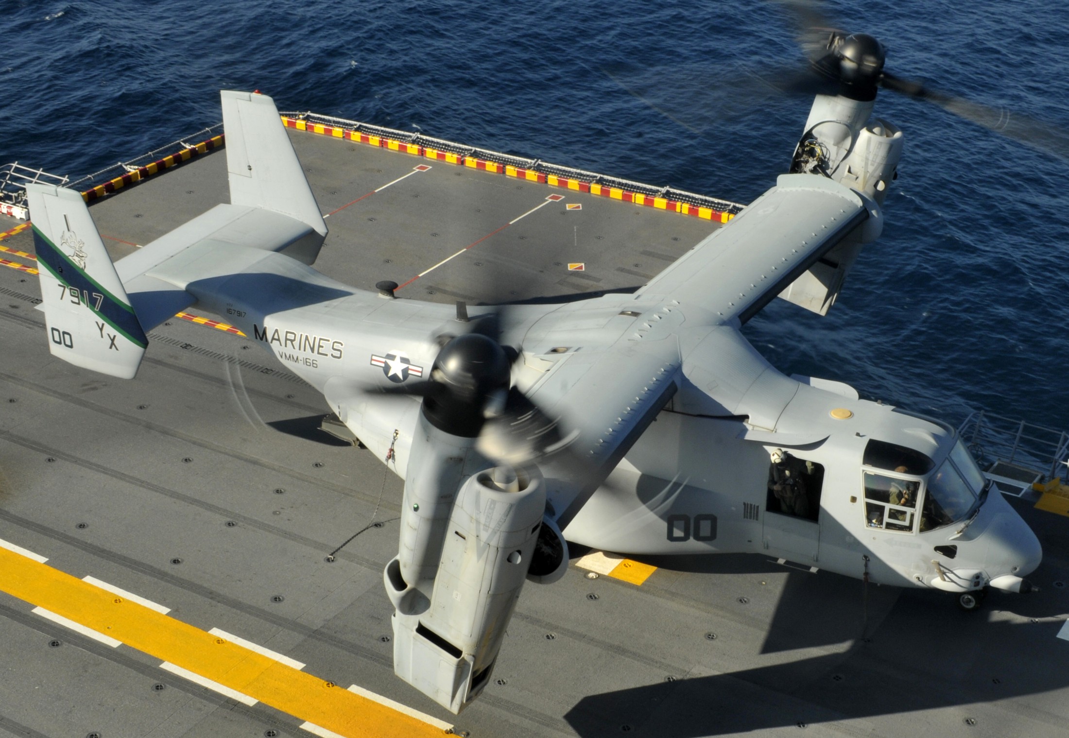 vmm-166 sea elk mv-22b osprey uss peleliu lha-5 2012 10