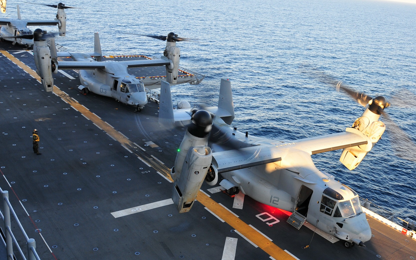marine medium tiltrotor squadron vmm-166 sea elk mv-22b osprey uss boxer lhd-4 2013 17