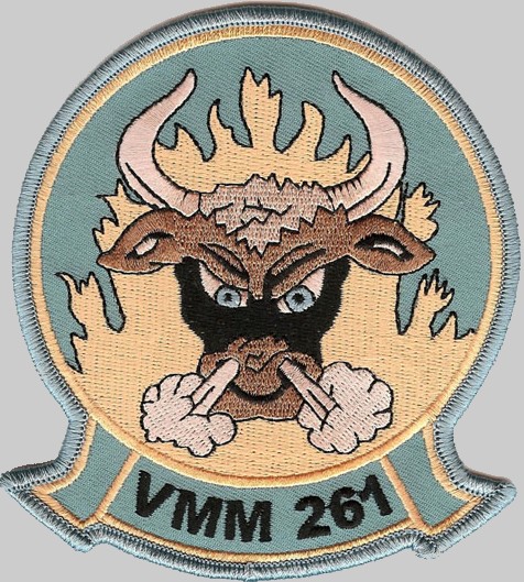 vmm-261 raging bulls insignia crest patch badge marine medium tiltrotor squadron usmc