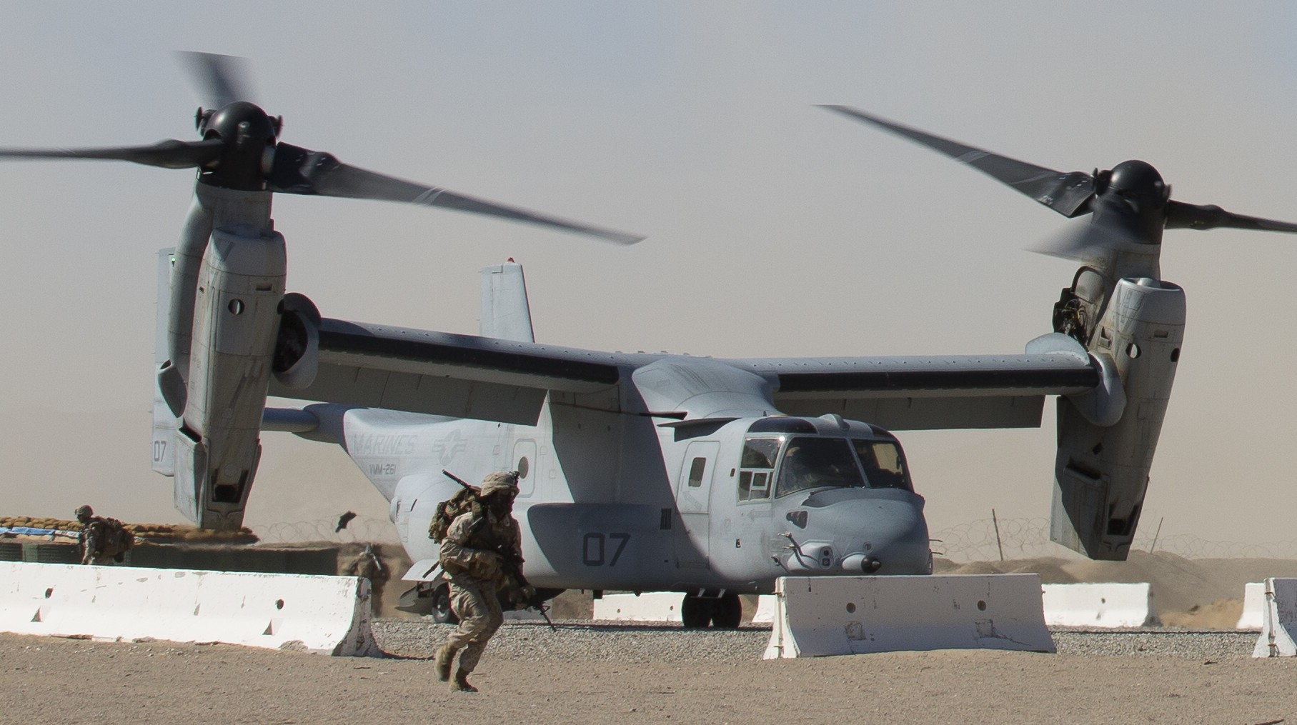 vmm-261 raging bulls mv-22b osprey marine corps air ground combat center twentynine palms 2015 32
