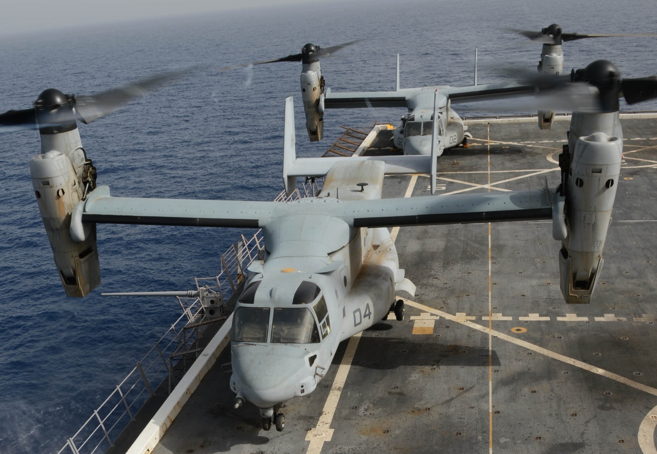 marine medium tiltrotor squadron vmm-263 thunder chickens mv-22b osprey uss mesa verde lpd-19 2014 60