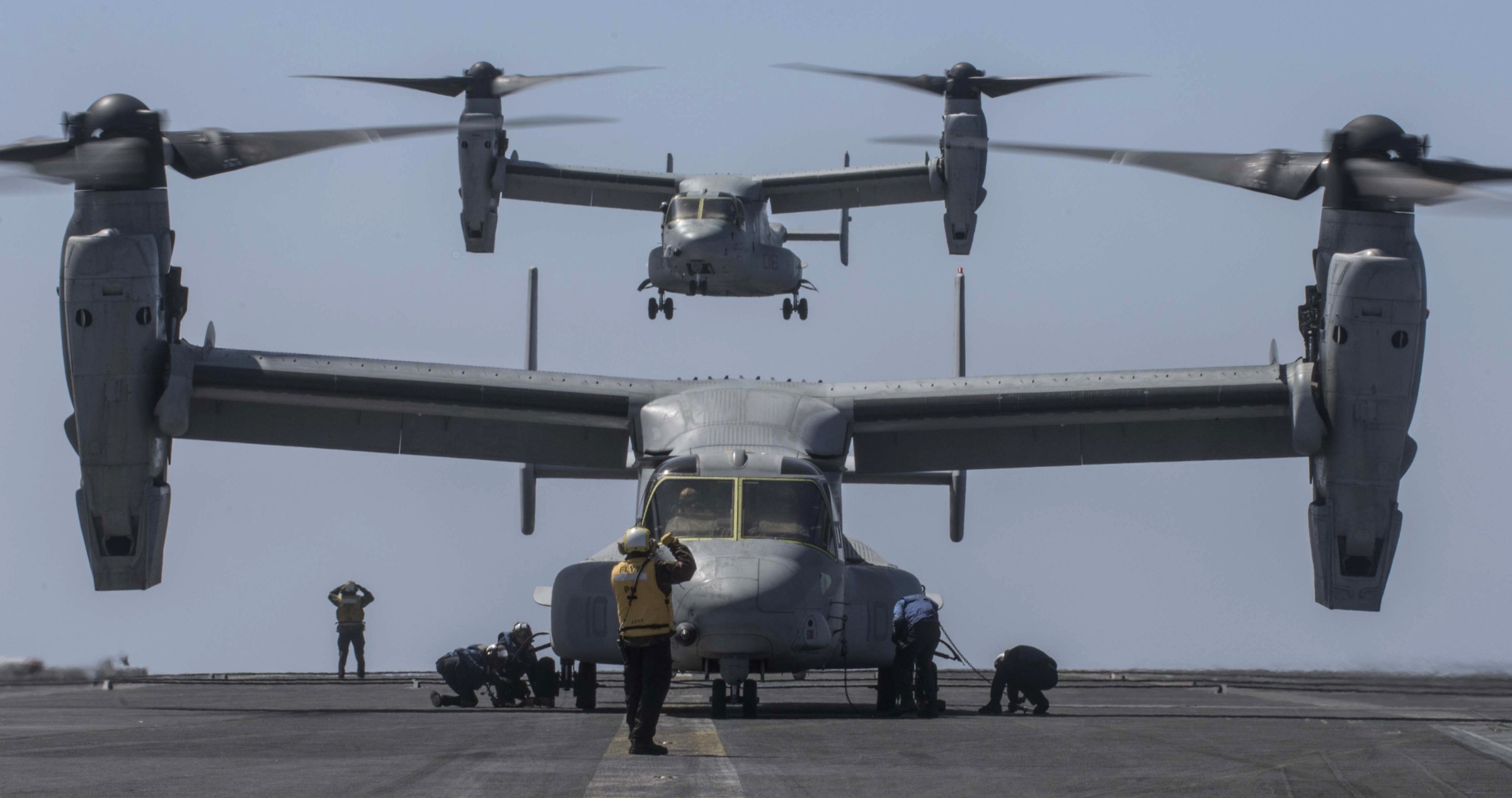 vmm-264 black knights mv-22b osprey uss dwight d. eisenhower cvn-69 2016 05