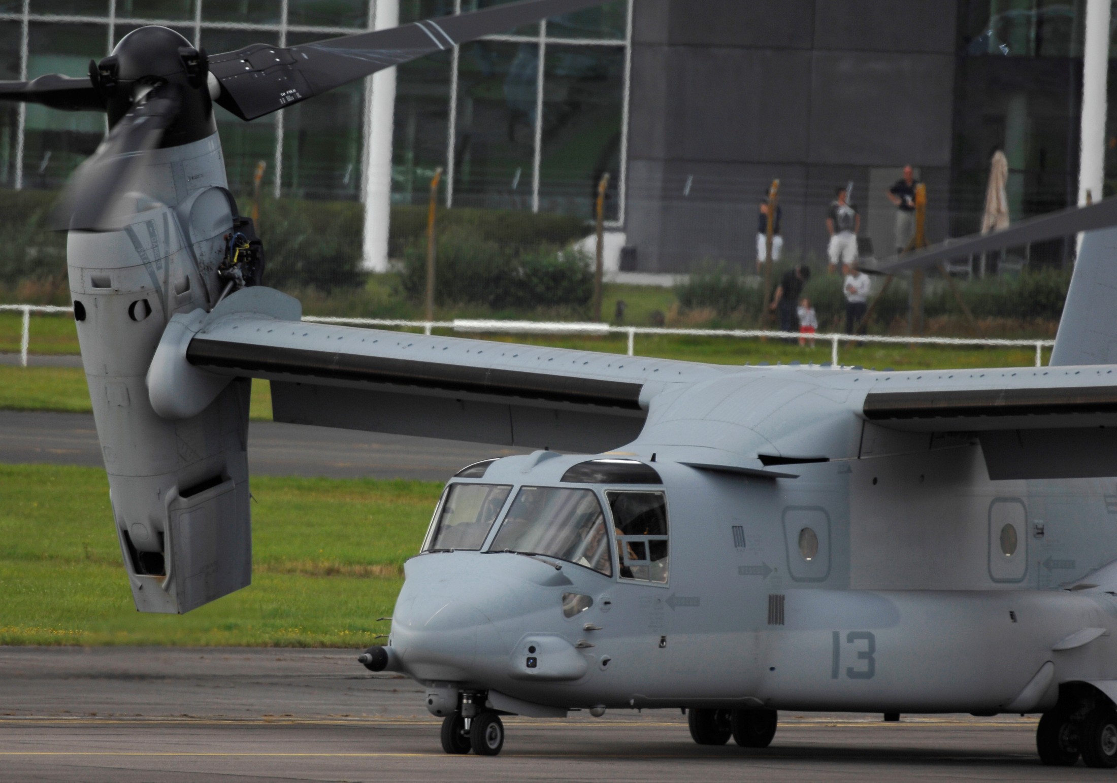 vmm-264 black knights mv-22b osprey farnborough airshow 2012 31