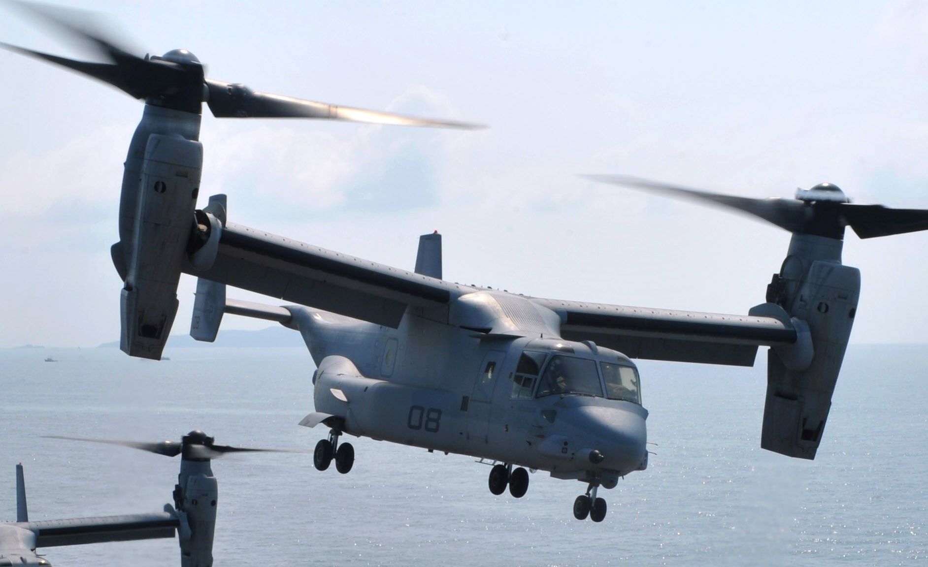 vmm-265 dragons mv-22b osprey uss bonhomme richard lhd-6 2013 06