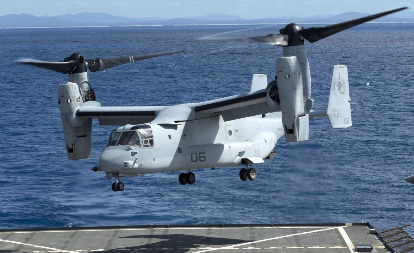 vmm-265 dragons mv-22b osprey uss germantown lsd-42 2013 19