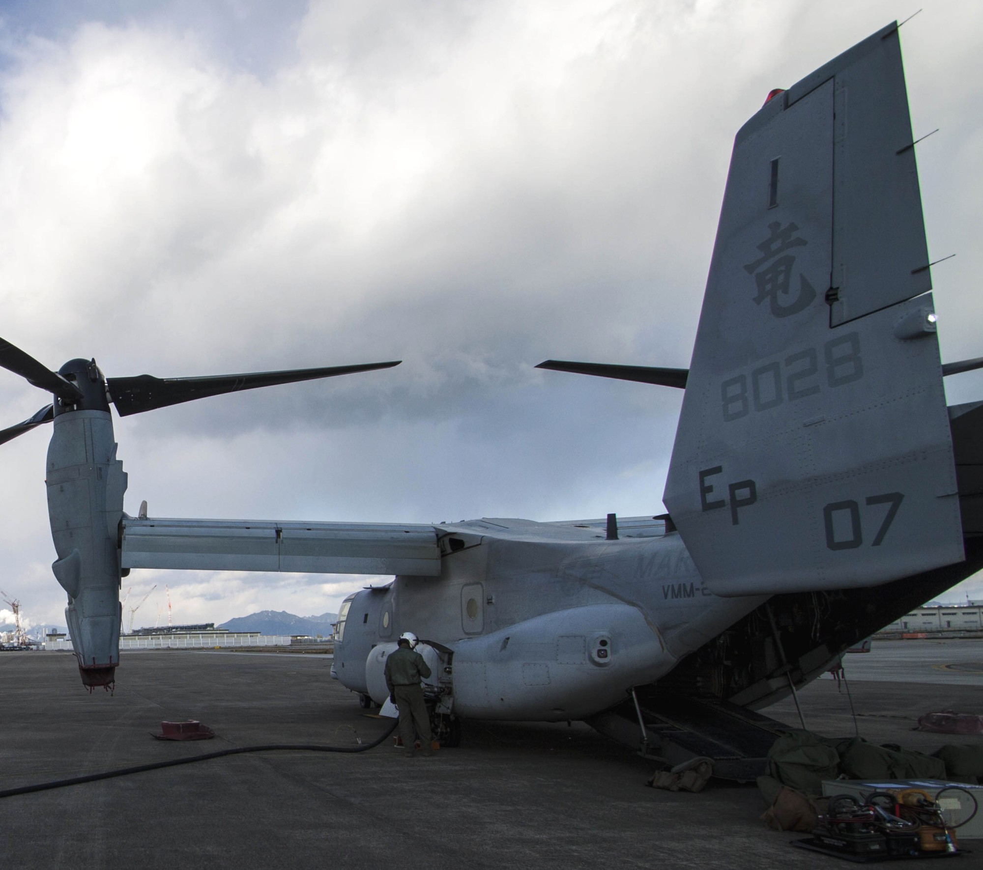 vmm-265 dragons mv-22b osprey mcas iwakuni japan 2014 48