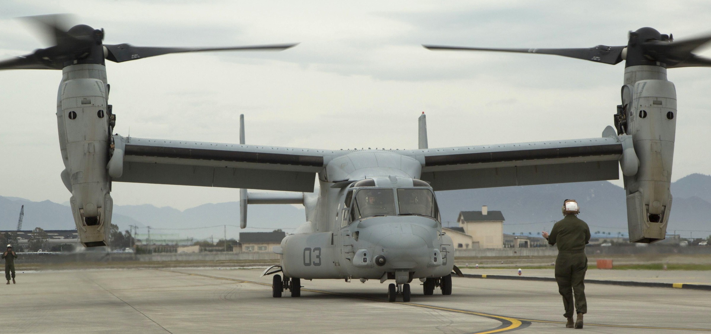 vmm-265 dragons mv-22b osprey mcas iwakuni japan 2016 75