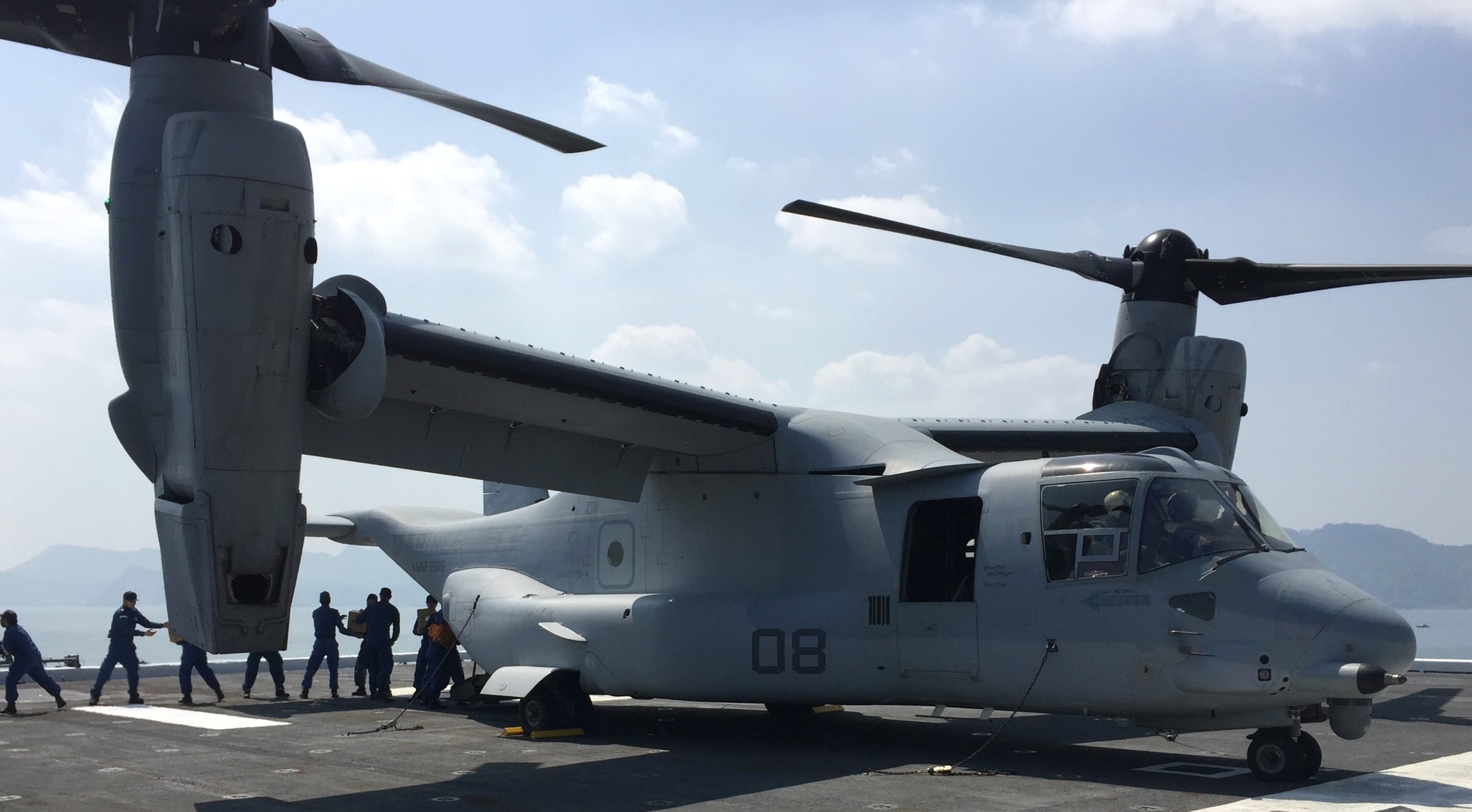 marine medium tiltrotor squadron vmm-265 dragons mv-22b osprey jds hyuga ddh-181 2016 78