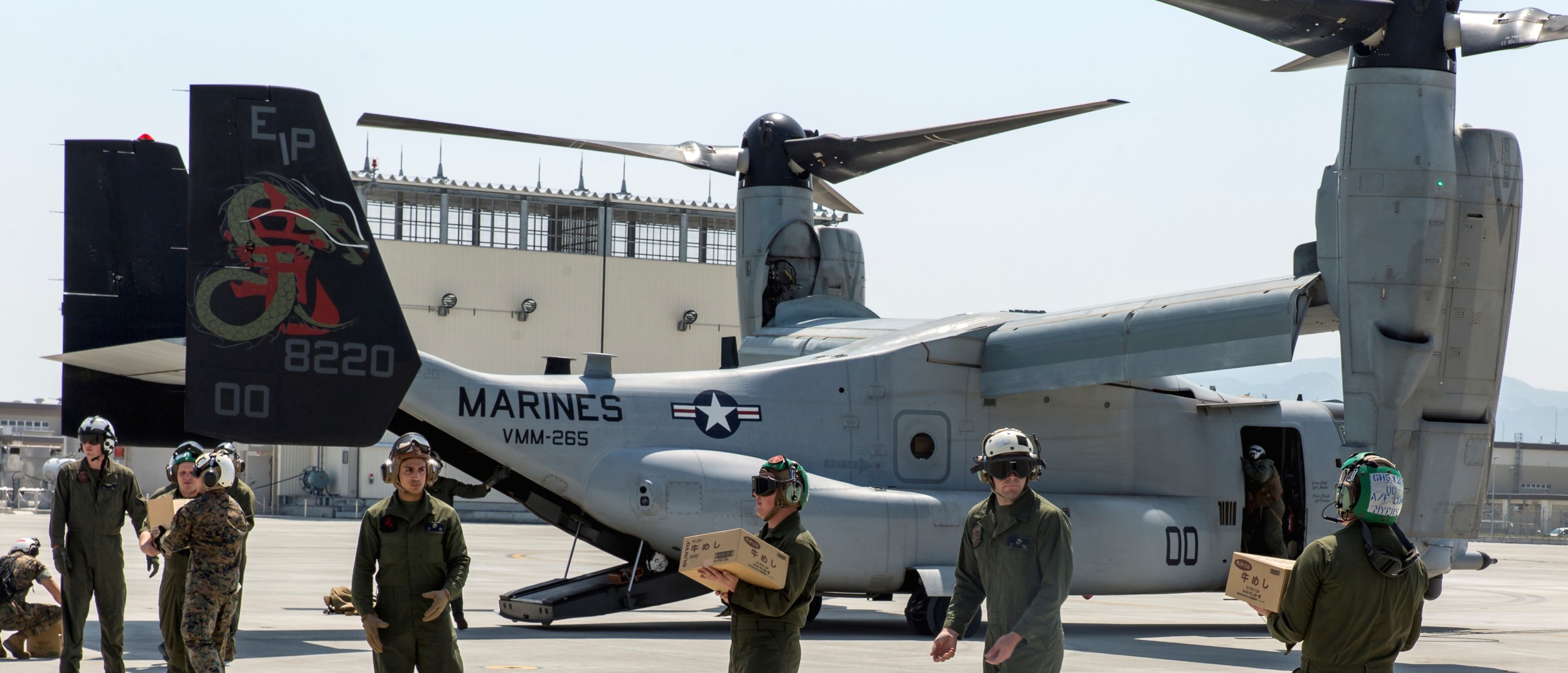 vmm-265 dragons mv-22b osprey mcas iwakuni japan 2016 88