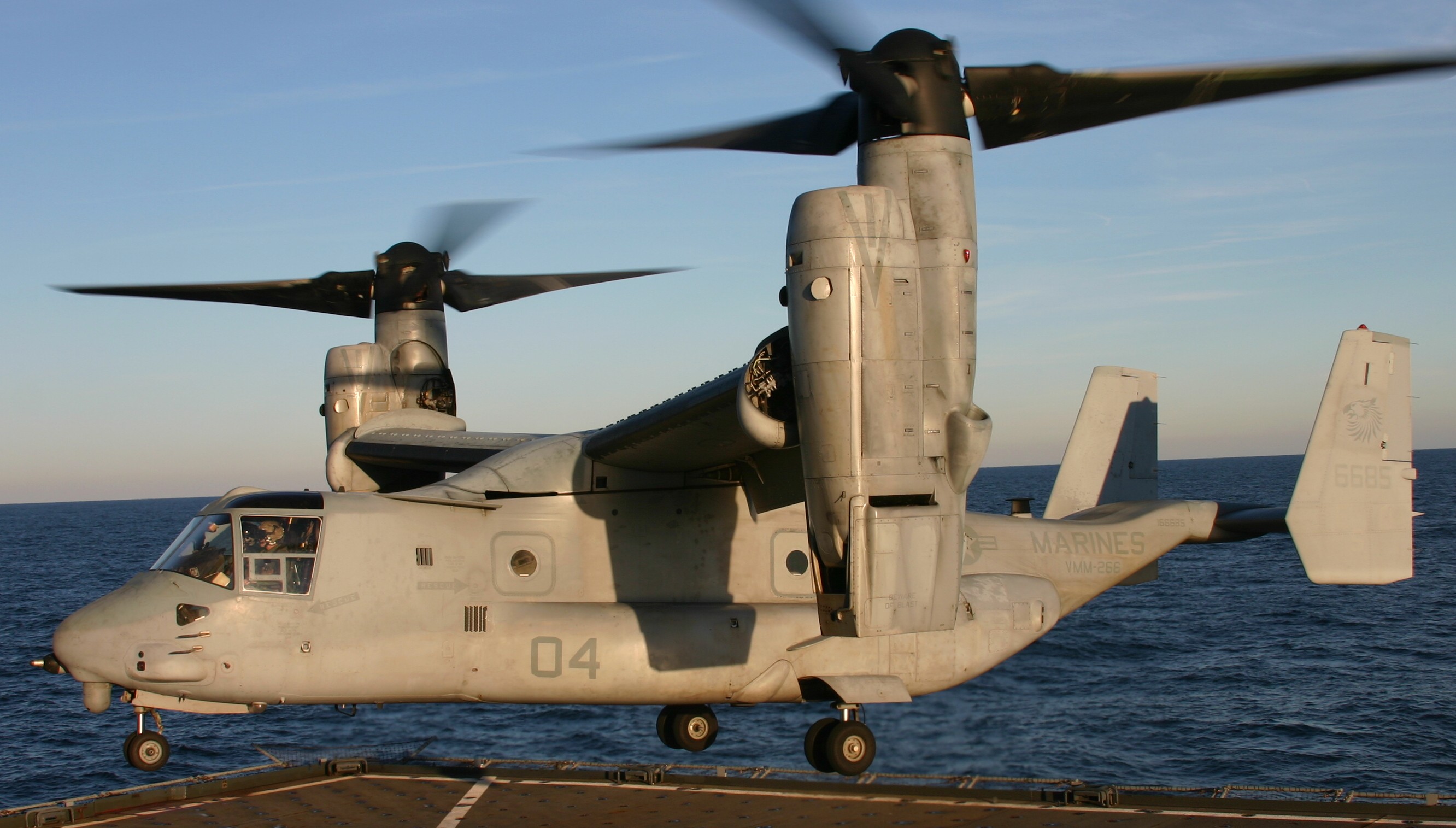 vmm-266 fighting griffins mv-22b osprey usmc 2012 10