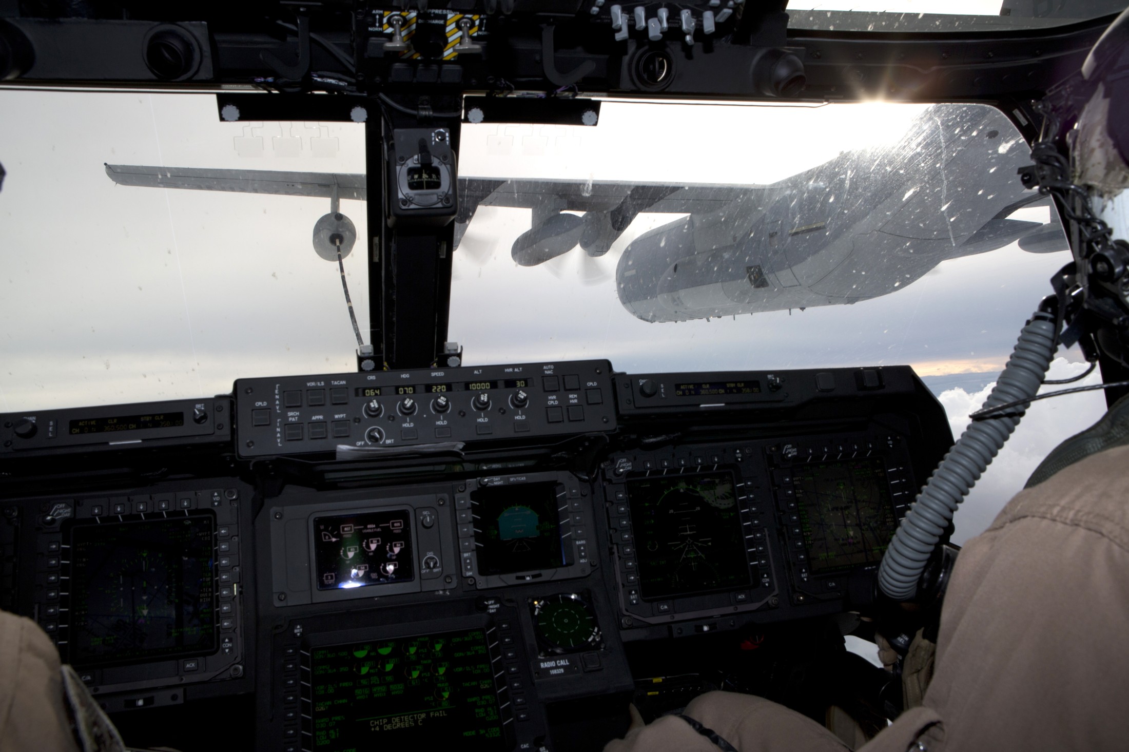 vmm-266 fighting griffins mv-22b osprey inflight refueling 2014 54