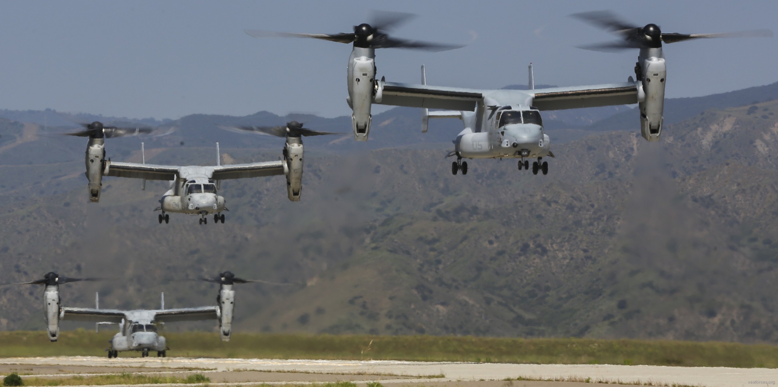 vmm-362 ugly angels marine medium tiltrotor squadron mv-22b osprey 04