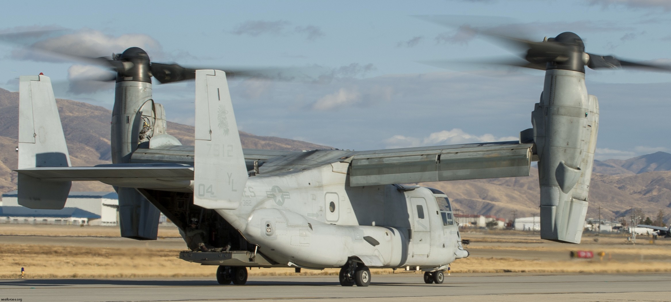 vmm-362 ugly angels marine medium tiltrotor squadron mv-22b osprey 19