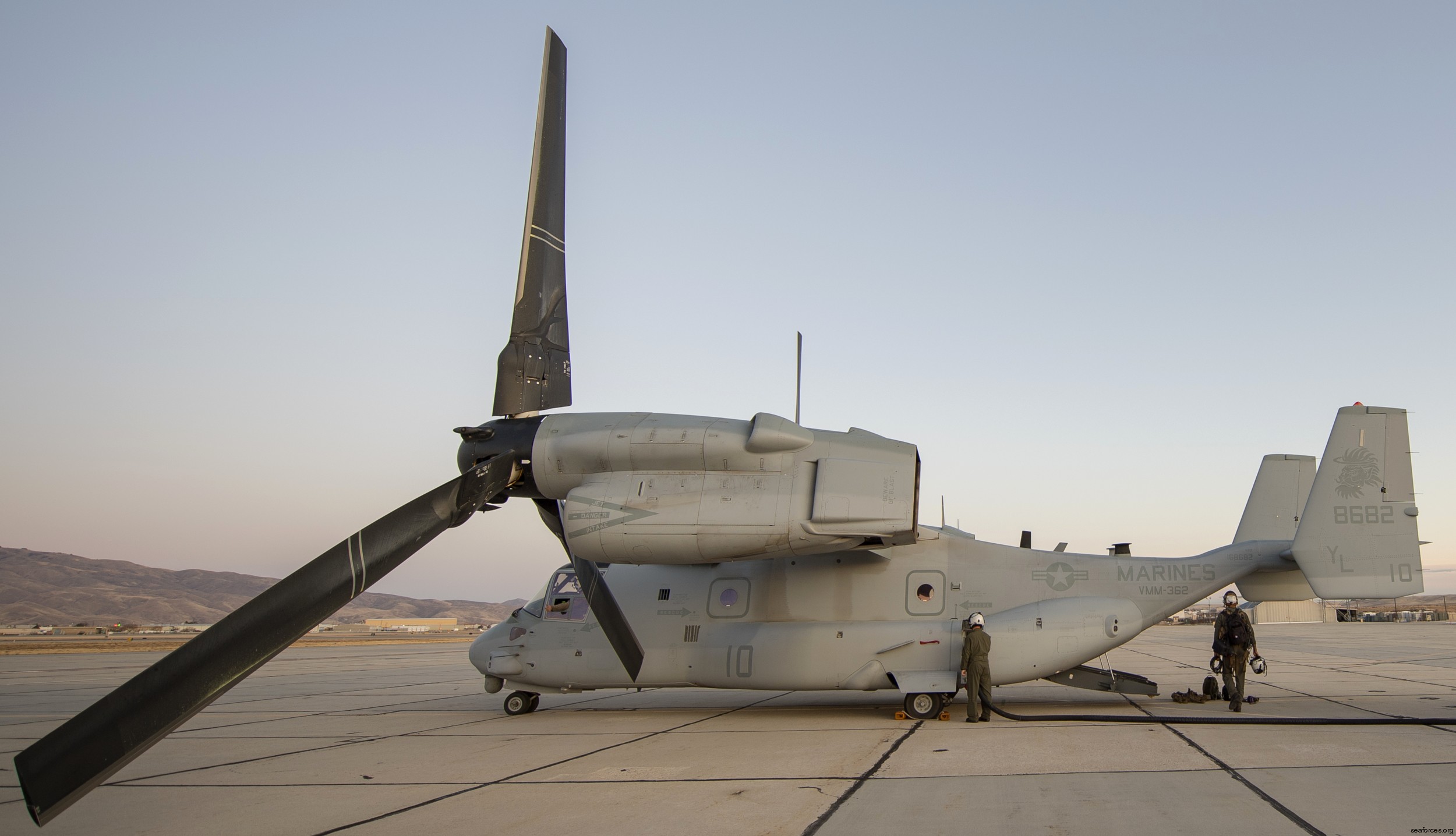 vmm-362 ugly angels marine medium tiltrotor squadron mv-22b osprey 27