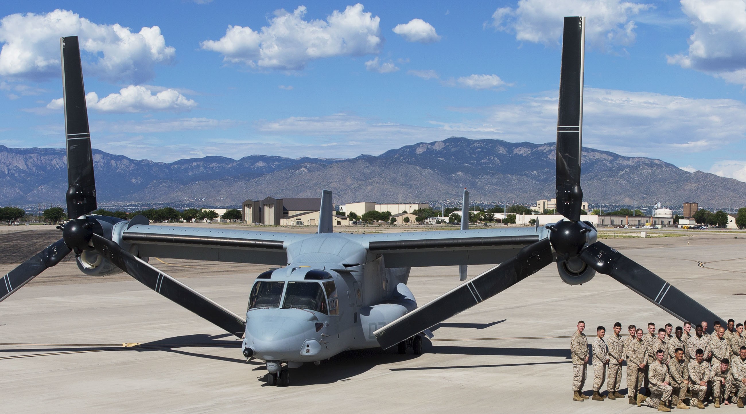 vmm-362 ugly angels marine medium tiltrotor squadron mv-22b osprey 33a kirtland afb new mexico