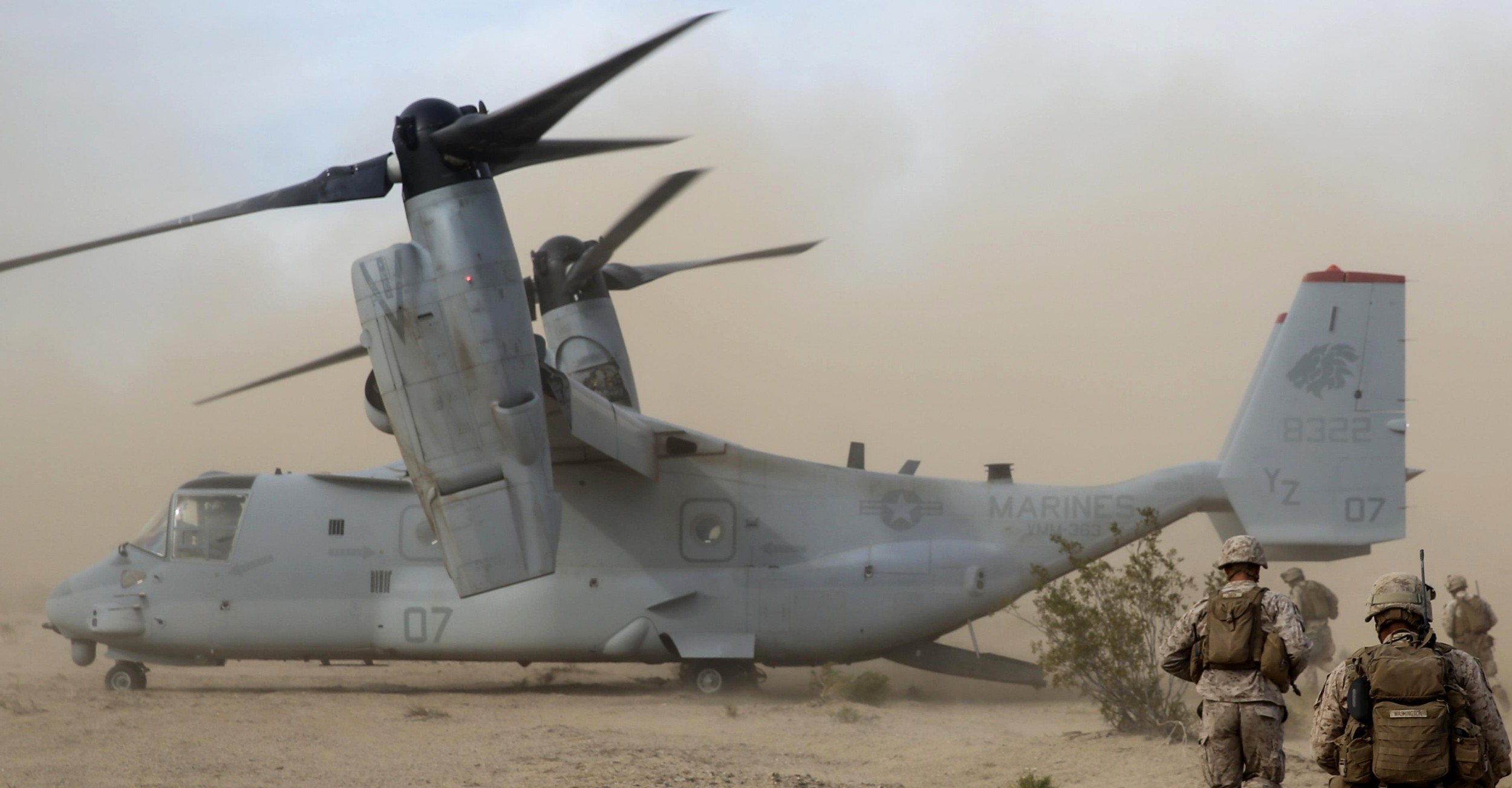 vmm-363 red lions mv-22b osprey marine corps air ground combat center twentynine palms 2015 06