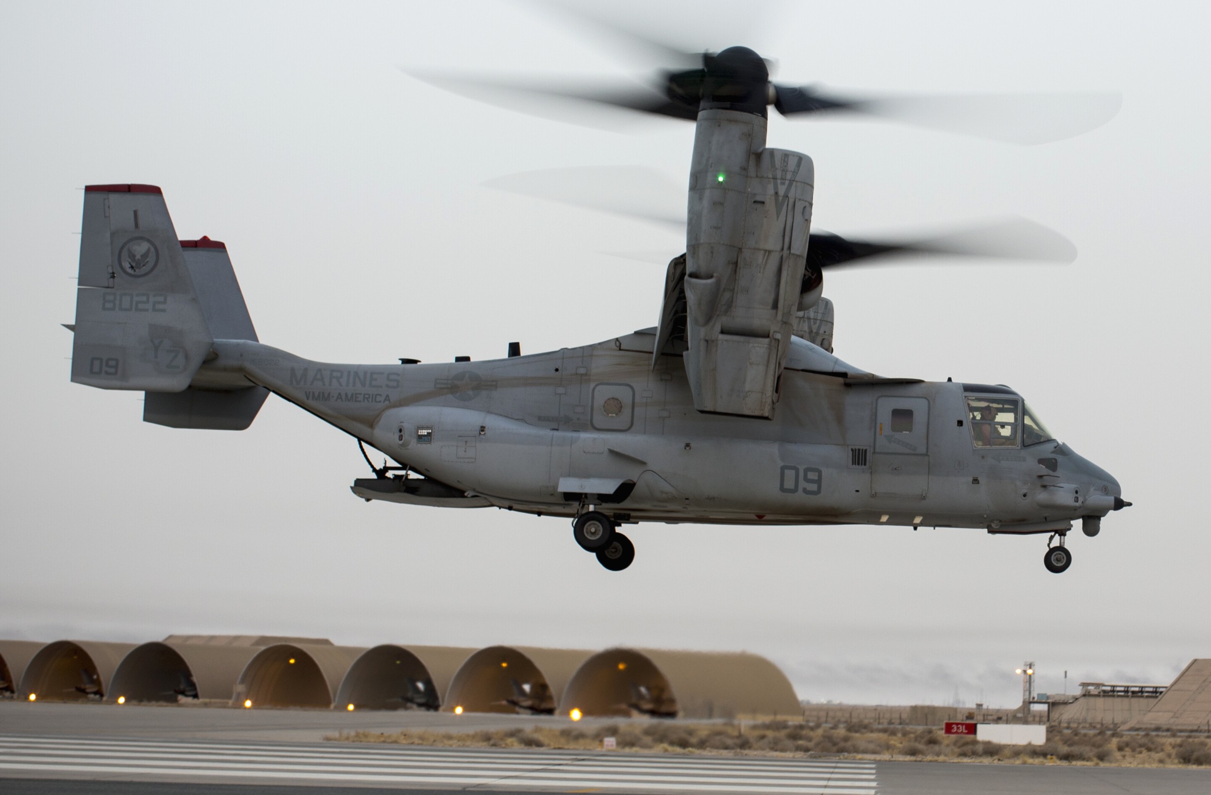 marine medium tiltrotor squadron vmm-363 red lions mv-22b osprey centcom aor 2016 16