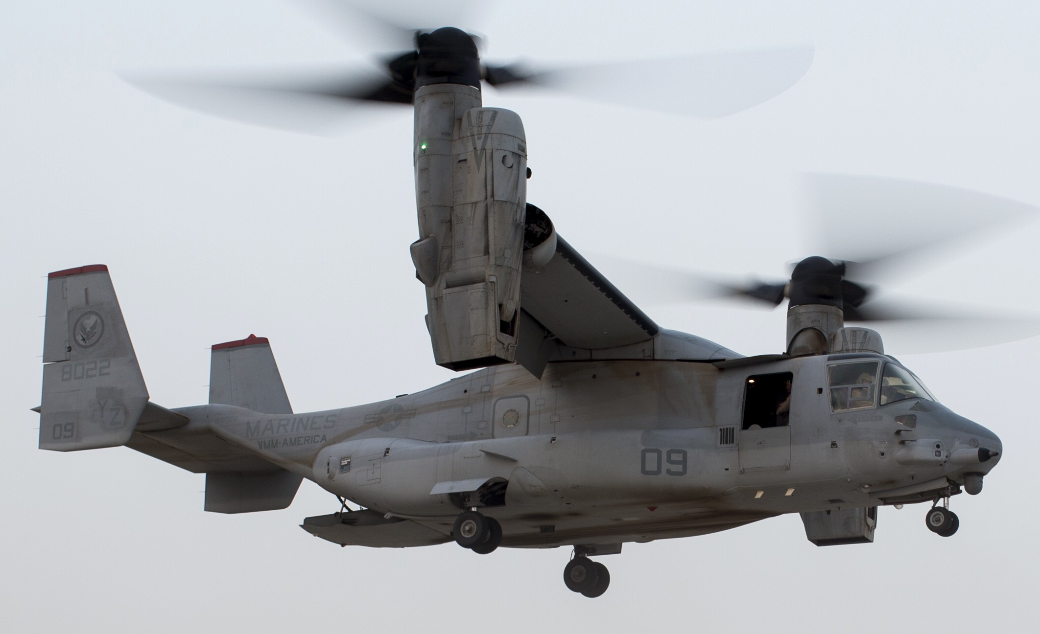 vmm-363 red lions mv-22b osprey centcom aor 2016 17