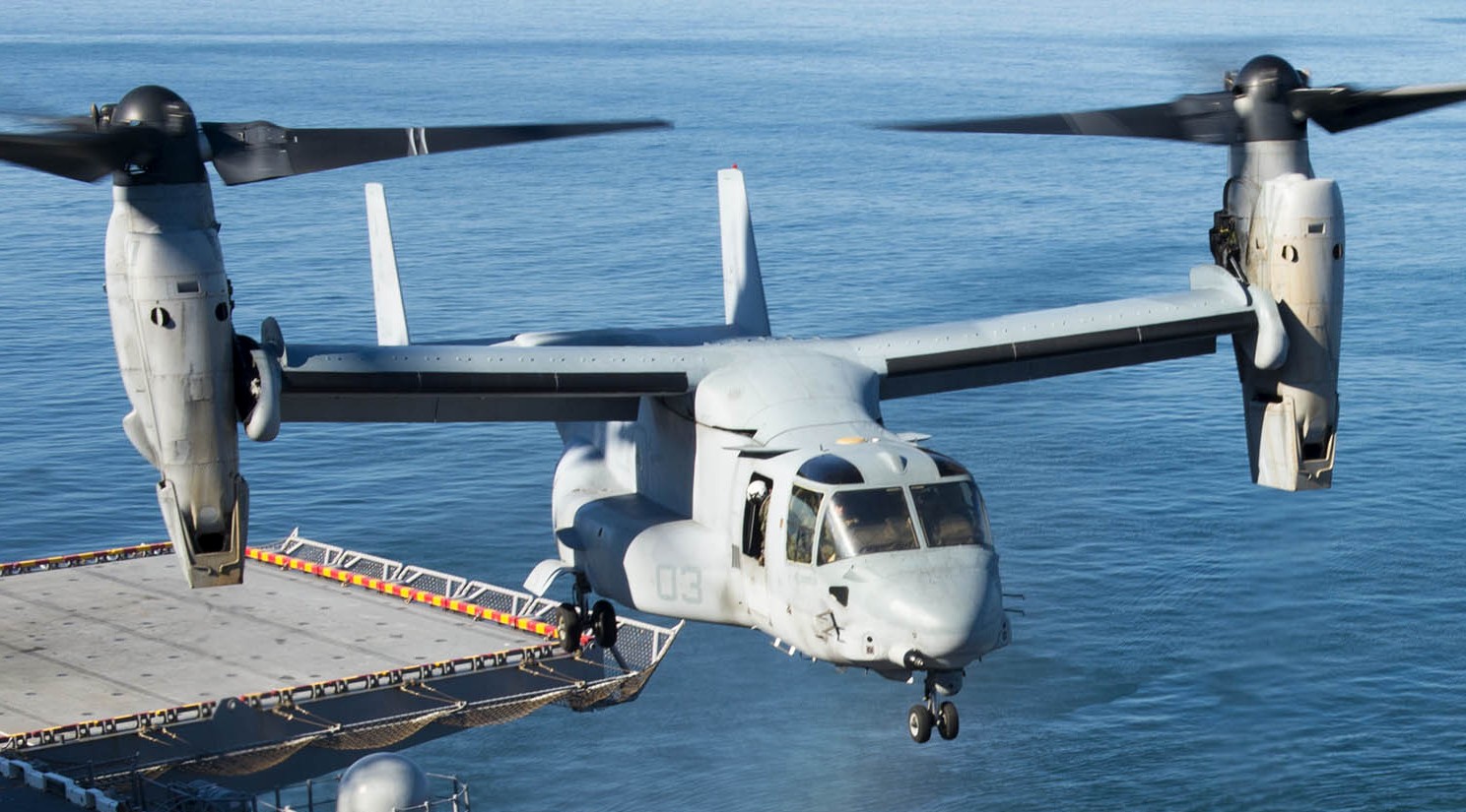vmm-365 blue knights mv-22b osprey uss iwo jima lhd-7 2014 41