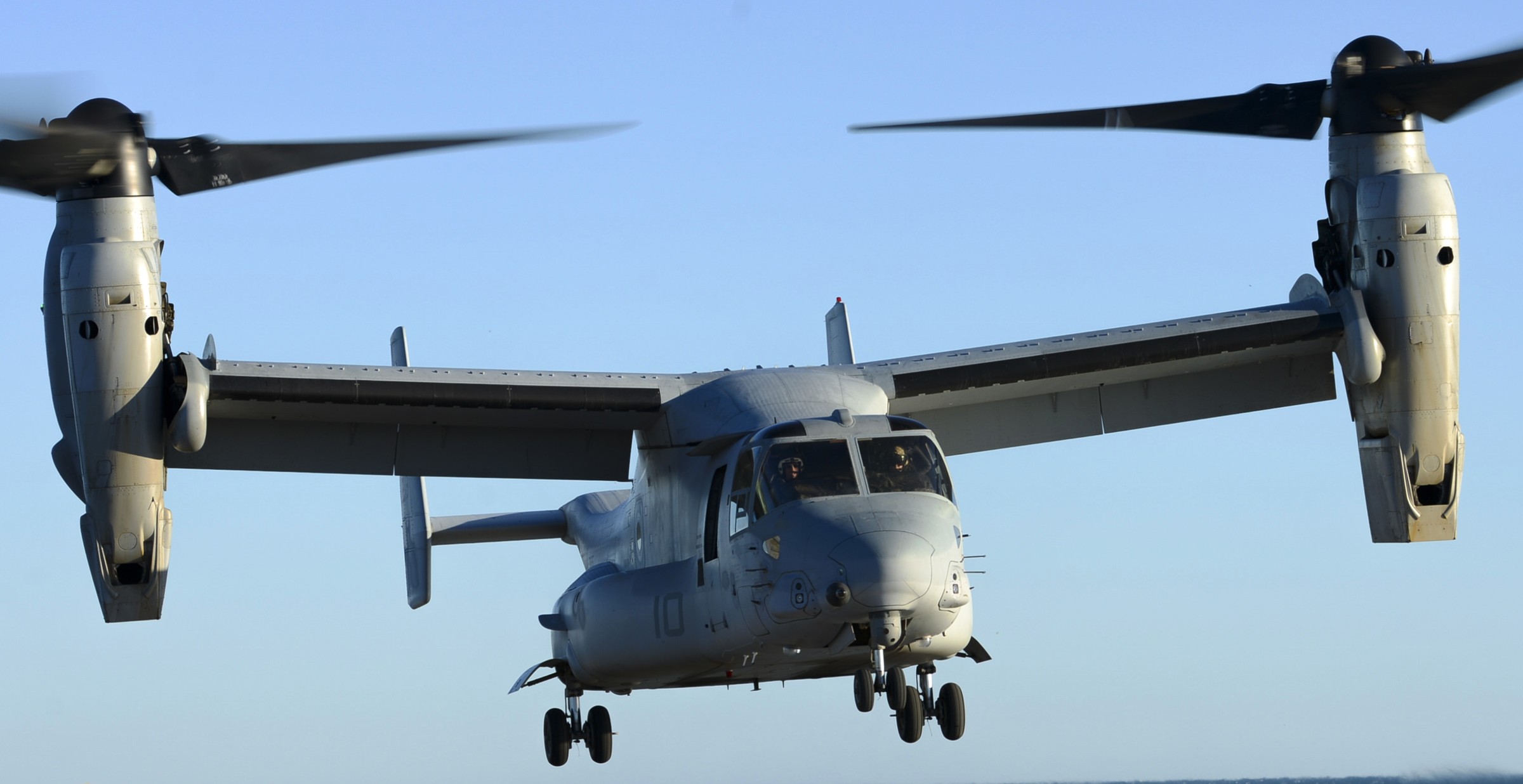 vmm-365 blue knights mv-22b osprey uss iwo jima lhd-7 2016 75