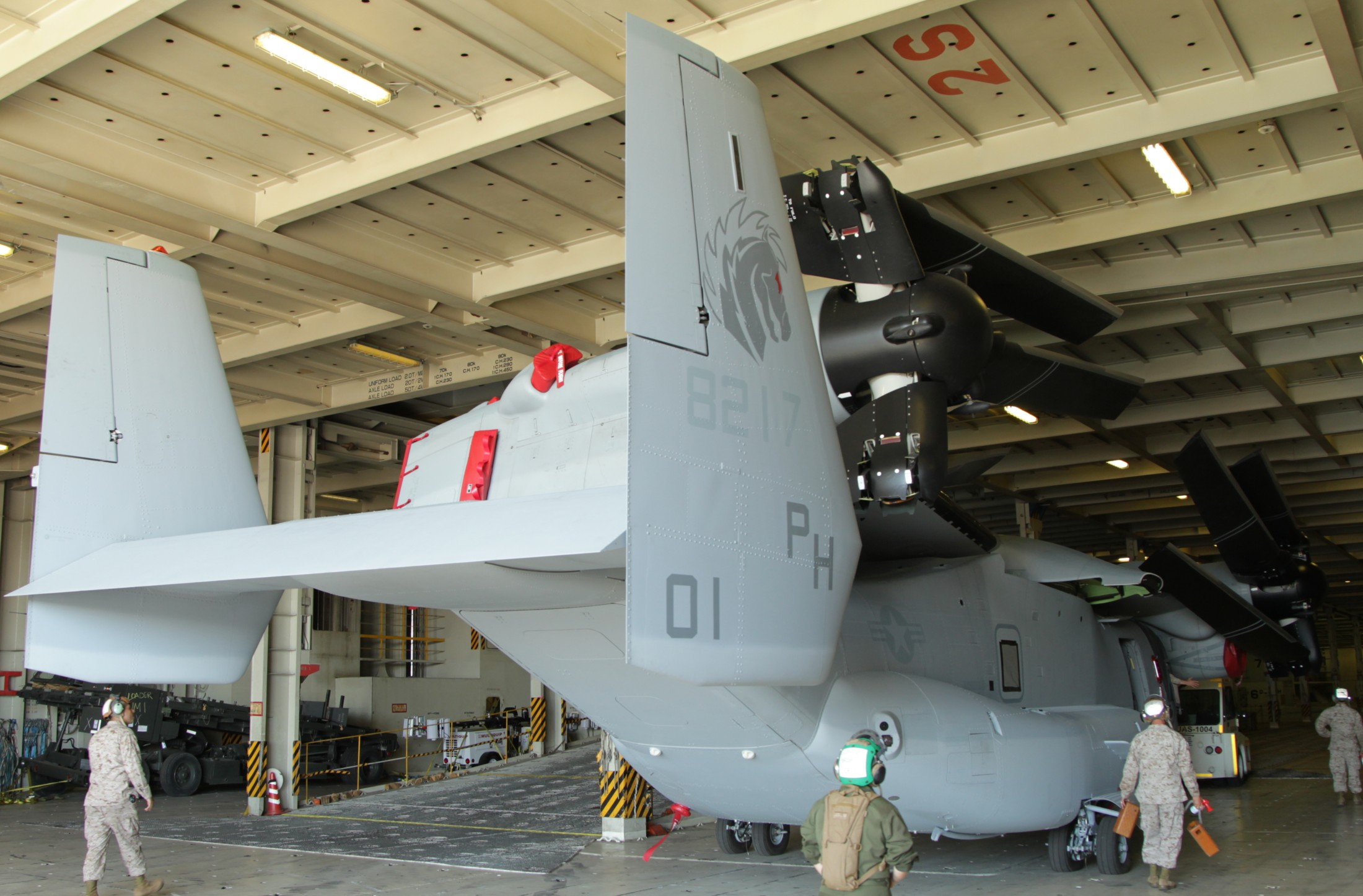 vmm-561 pale horse marine medium tiltrotor squadron mv-22b osprey usmc 06p