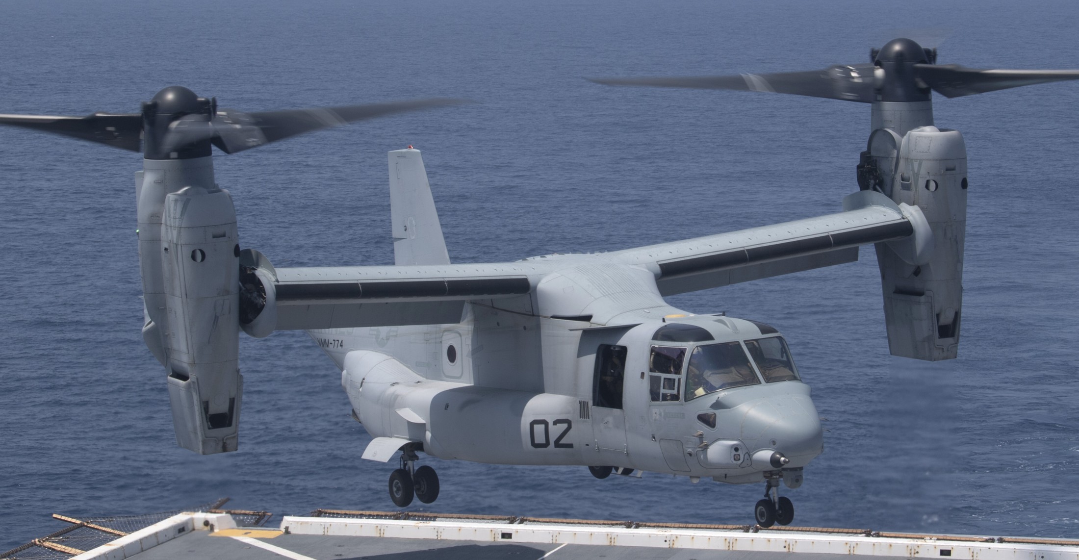 vmm-774 wild goose marine medium tiltrotor squadron mv-22b osprey usmc reserve lpd uss new york 25