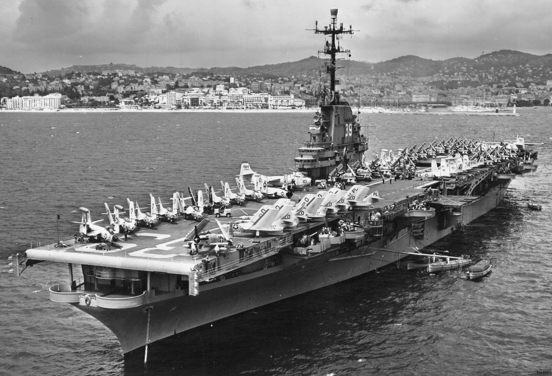 atg-182 air task group us navy carrier uss lake champlain cva-39 02