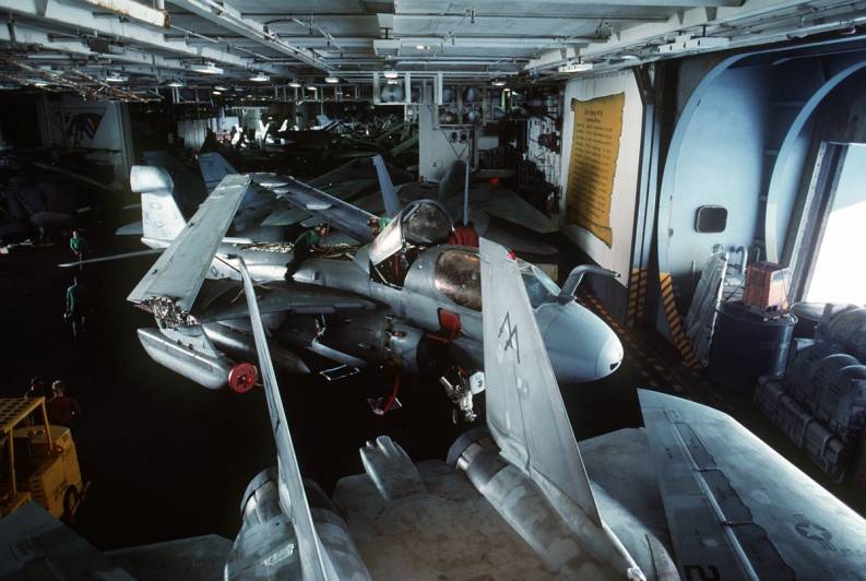 cvw 17 carrier air wing hangar bay of uss saratoga cv 60 may 1992