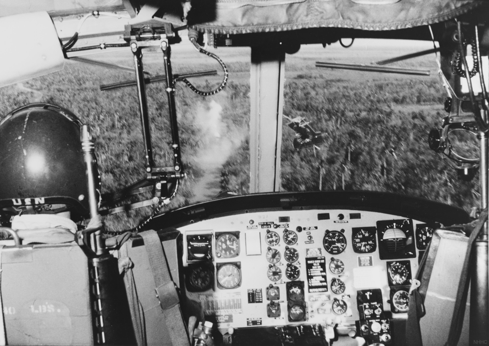 hal-3 seawolves helicopter attack squadron light us navy uh-1 huey iroquois 18 vietnam war cockpit