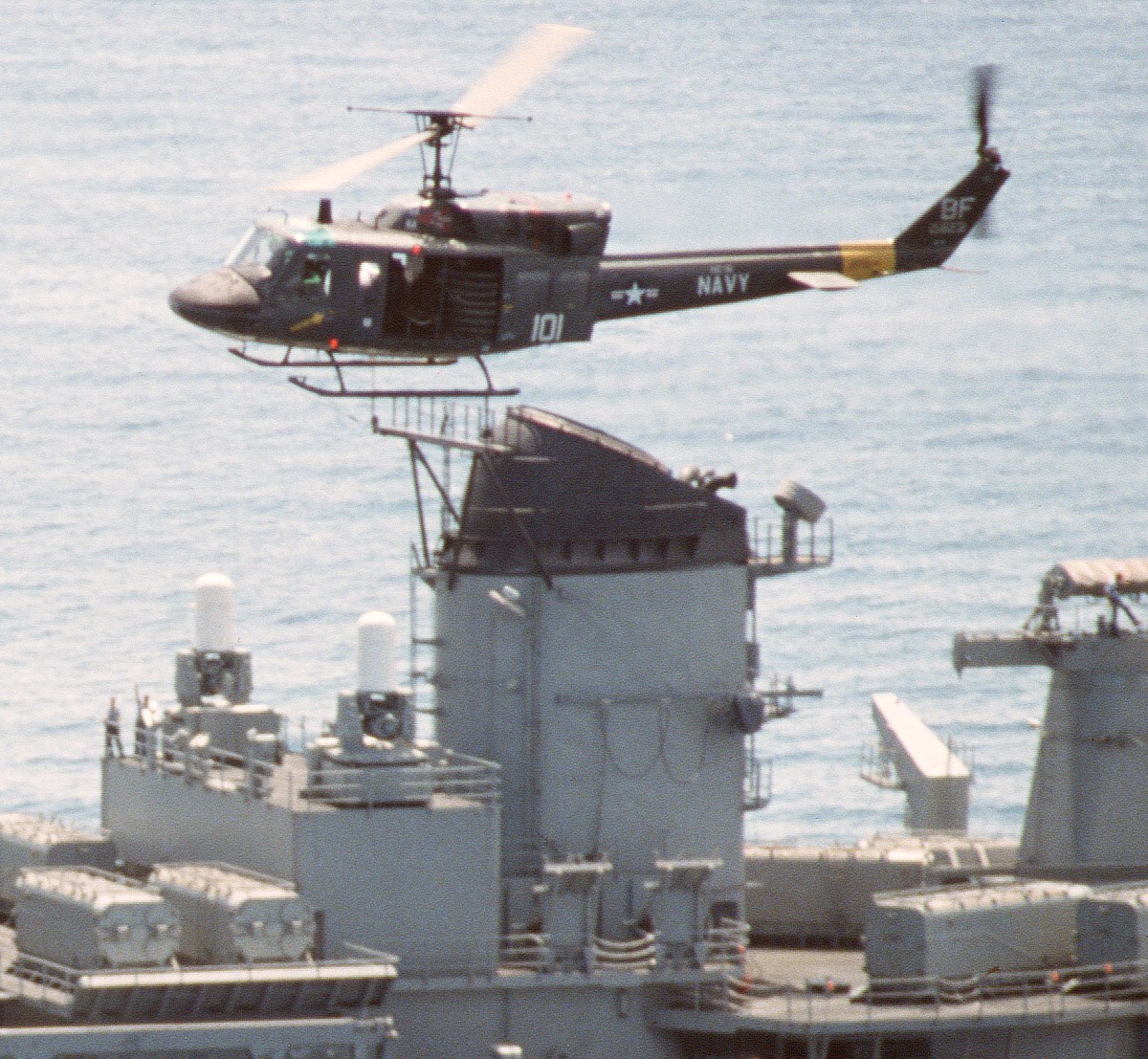 hc-16 bullfrogs helicopter combat support squadron navy uh-1n iroquois 15