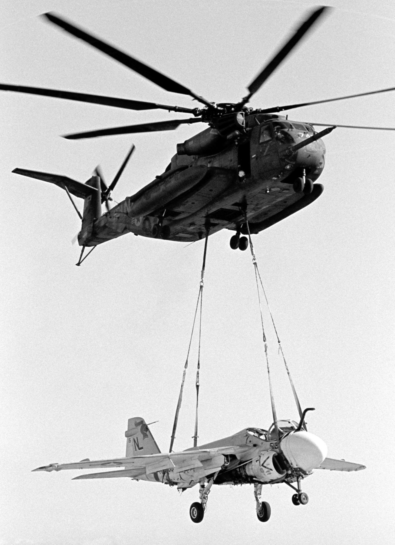 hc-1 pacific fleet angels helicopter combat support squadron ch-53e super stallion 22