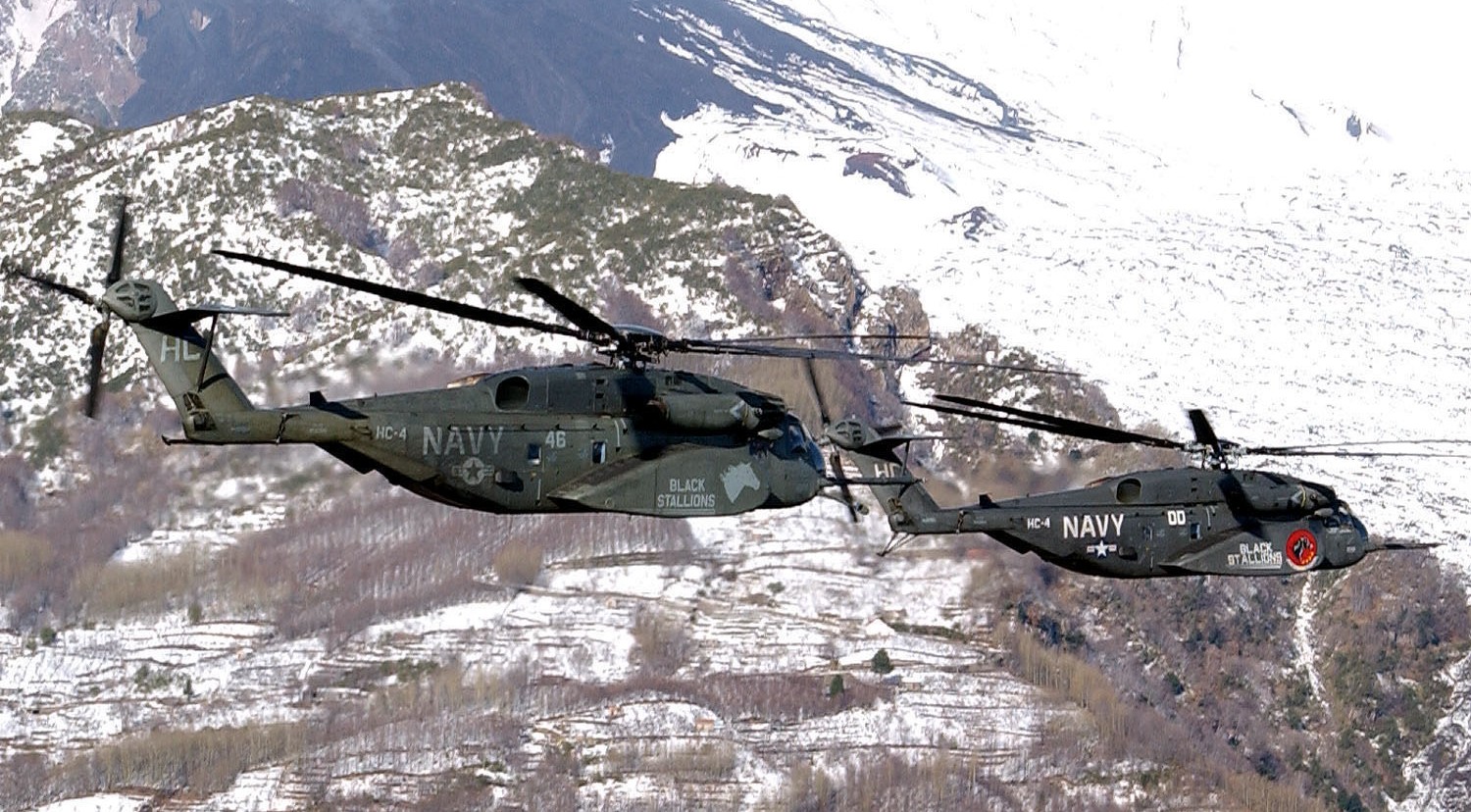 hc-4 black stallions helicopter combat support squadron mh-53e sea dragon 06
