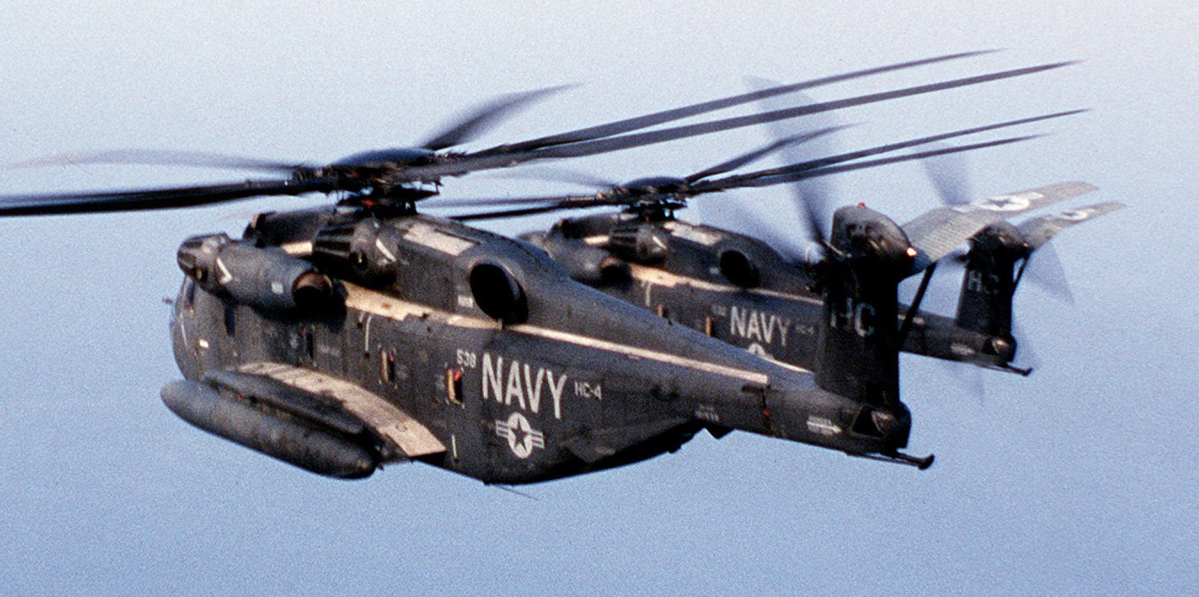 hc-4 black stallions helicopter combat support squadron ch-53e super stallion 37