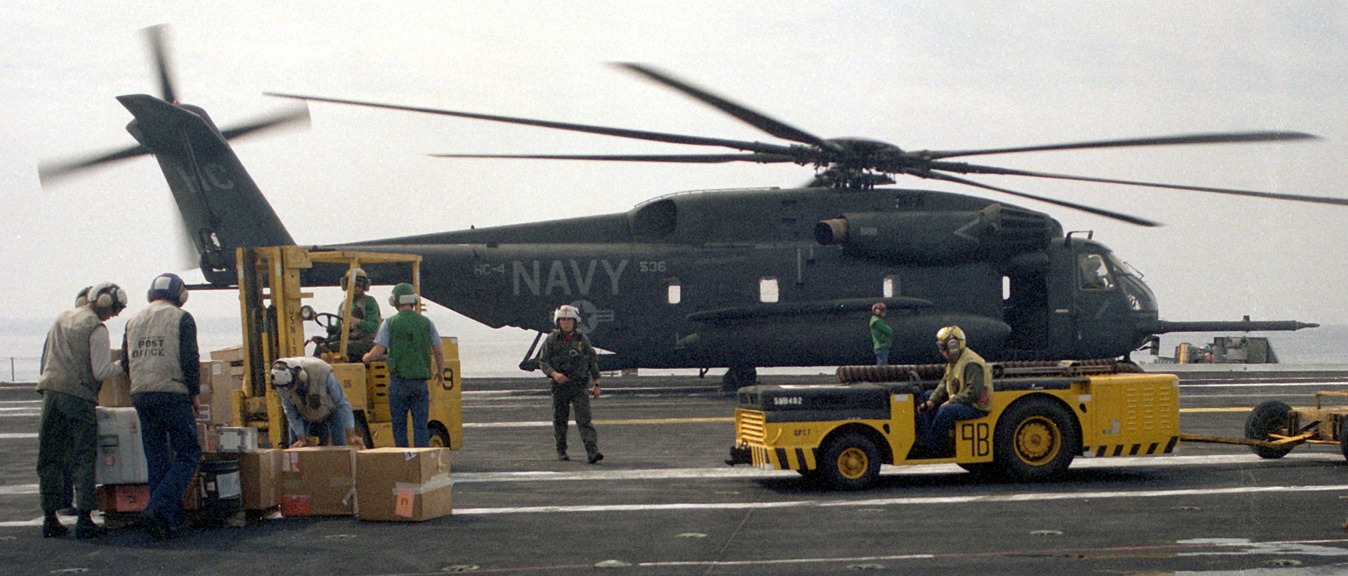 hc-4 black stallions helicopter combat support squadron ch-53e super stallion 40