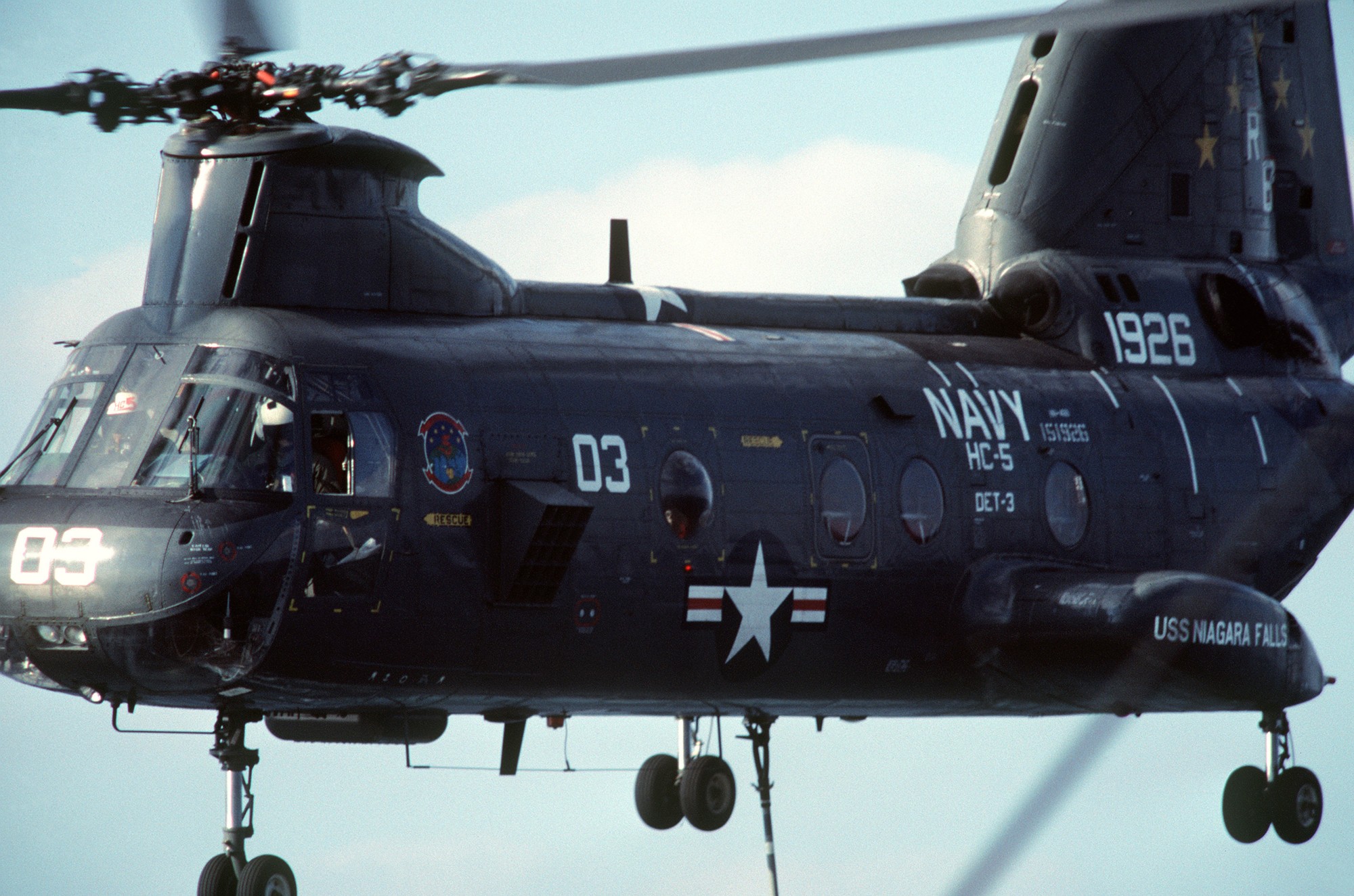 hc-5 providers helicopter combat support squadron navy hh-46 sea knight 49