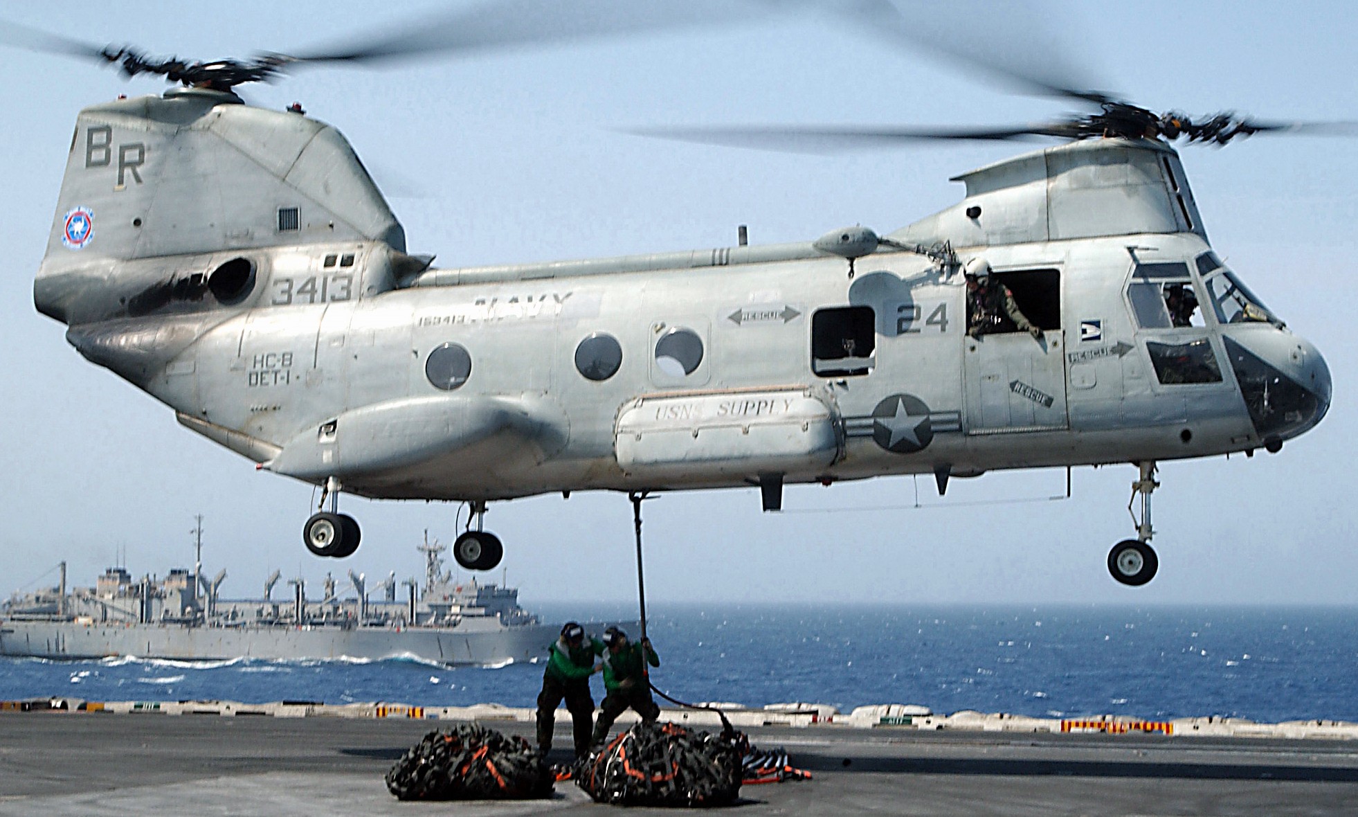 hc-8 dragon whales helicopter combat support squadron navy ch-46d sea knight 11