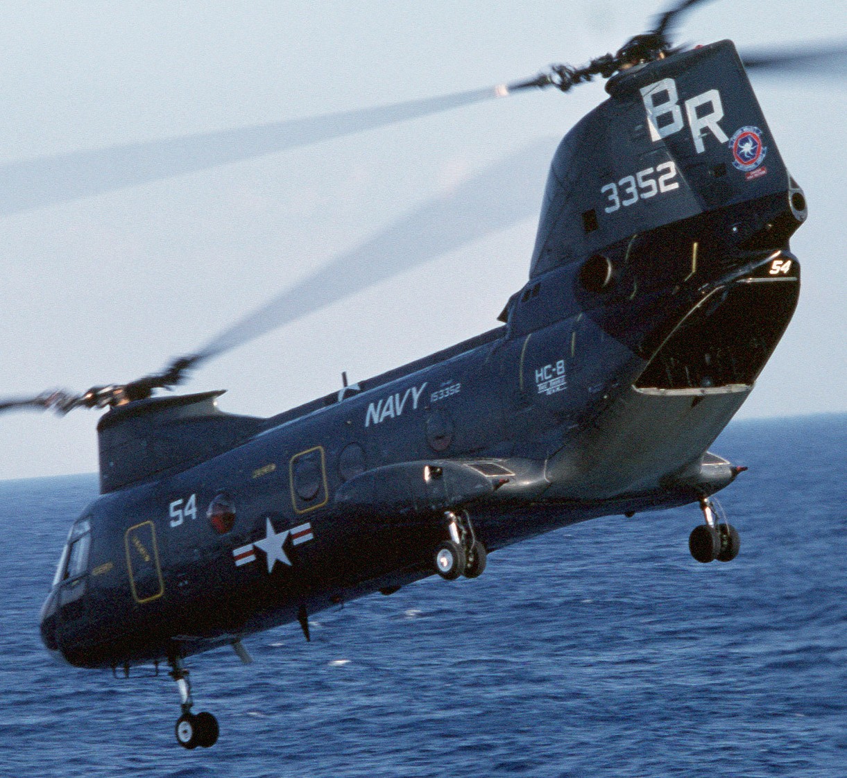hc-8 dragon whales helicopter combat support squadron navy ch-46 sea knight 27
