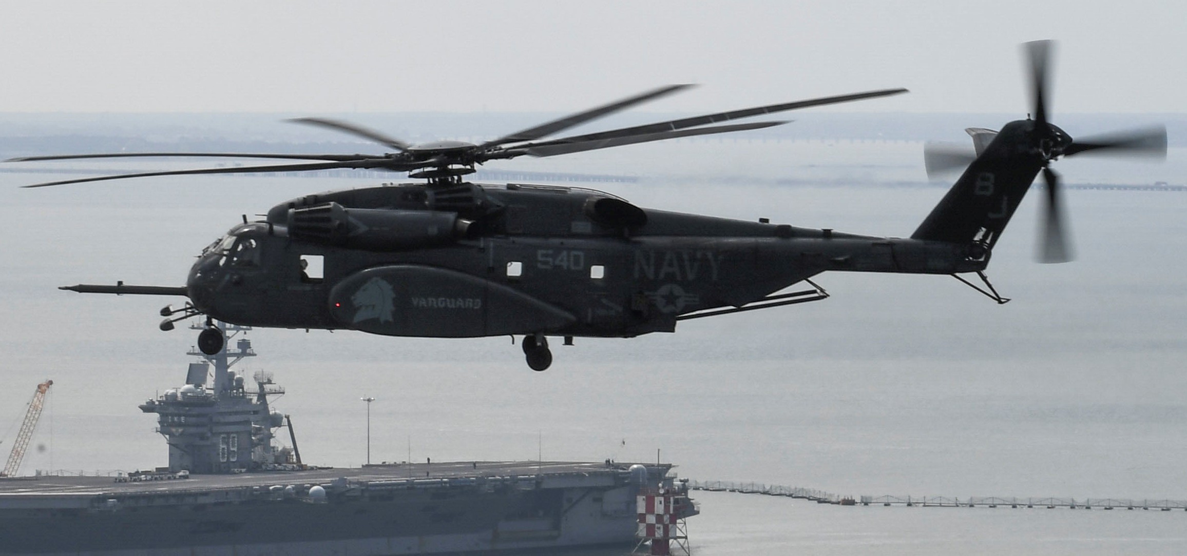 hm-14 vanguard helicopter mine countermeasures squadron navy mh-53e sea dragon 14